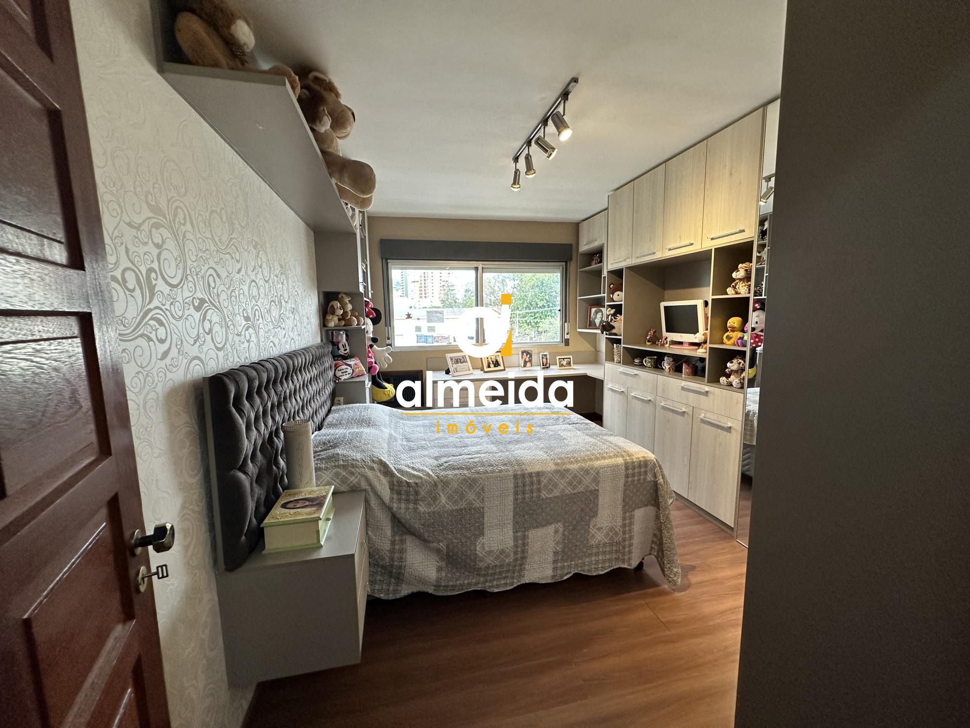 Apartamento, 2 quartos, 132 m² - Foto 4