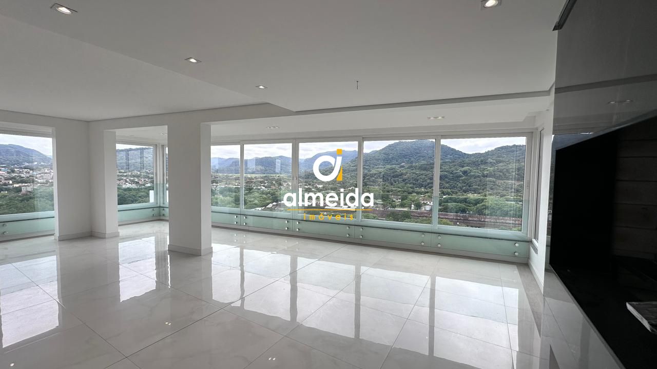 Apartamento alto padrão