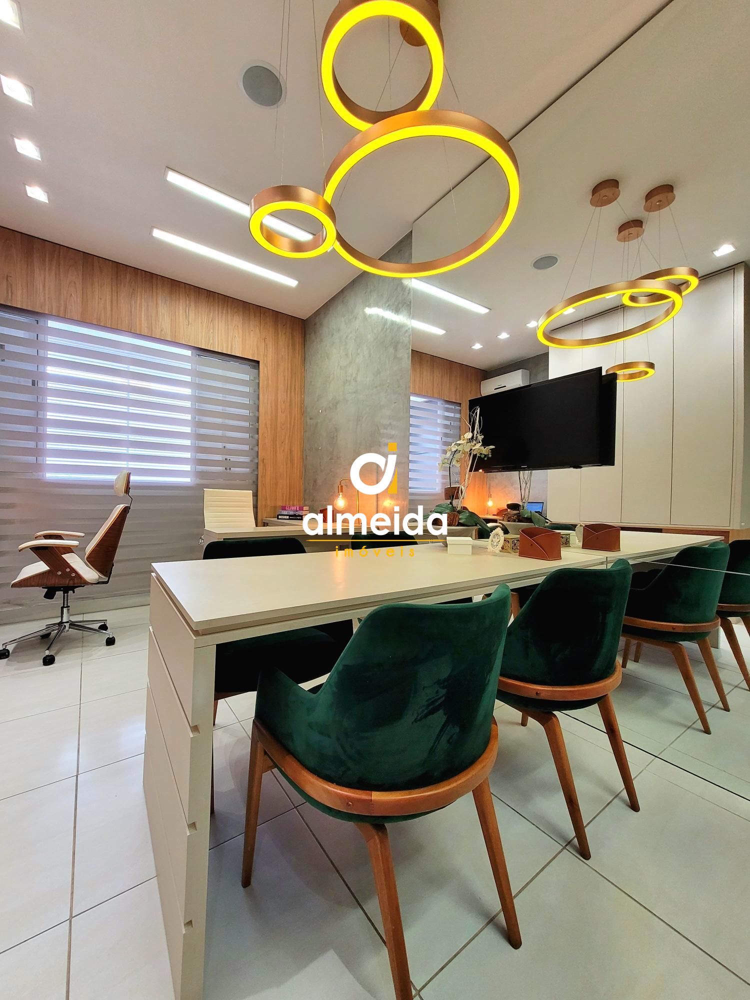Excelente sala comercial na av. Presidente vargas.