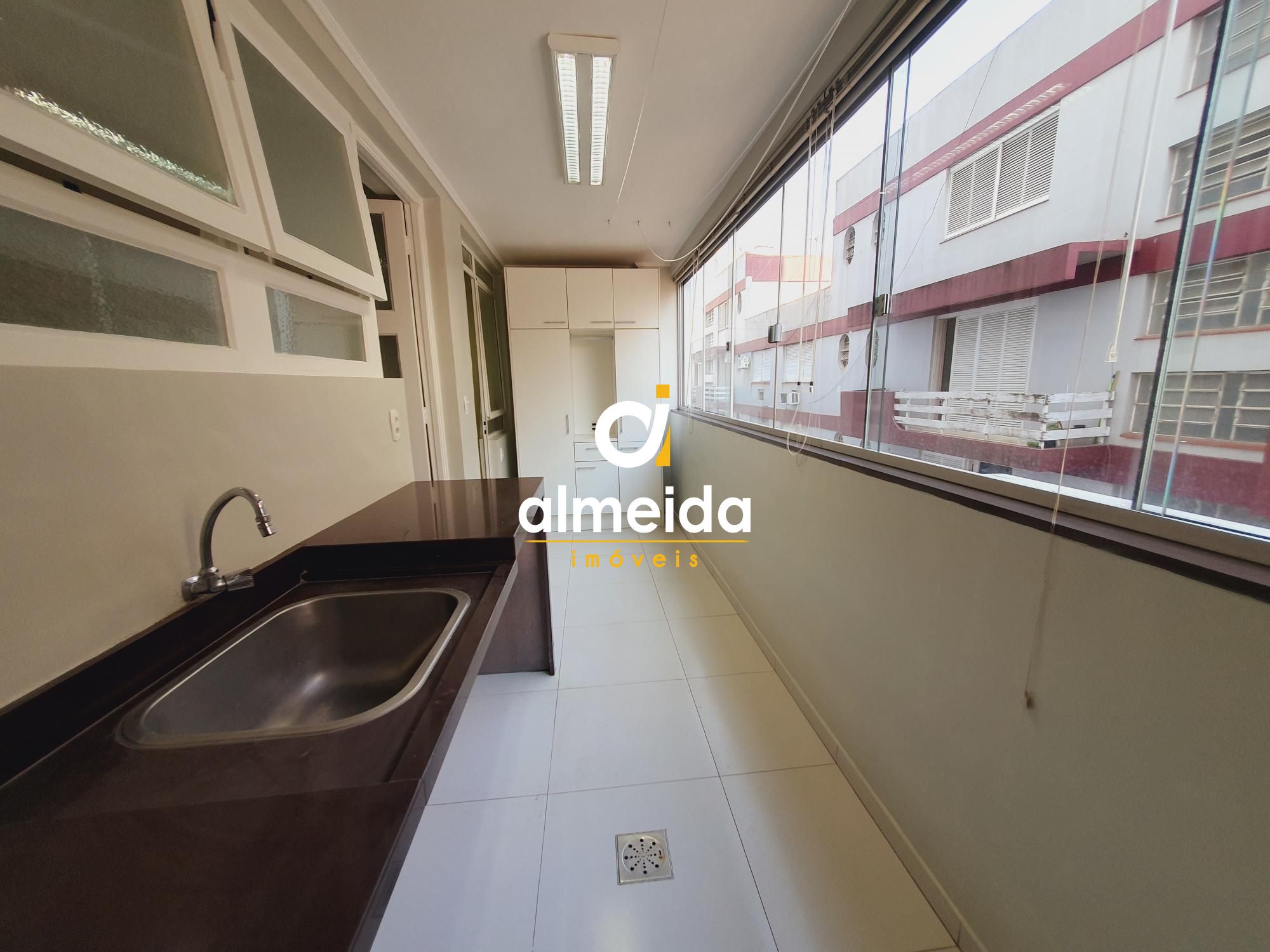 Apartamento à venda com 3 quartos, 217m² - Foto 85