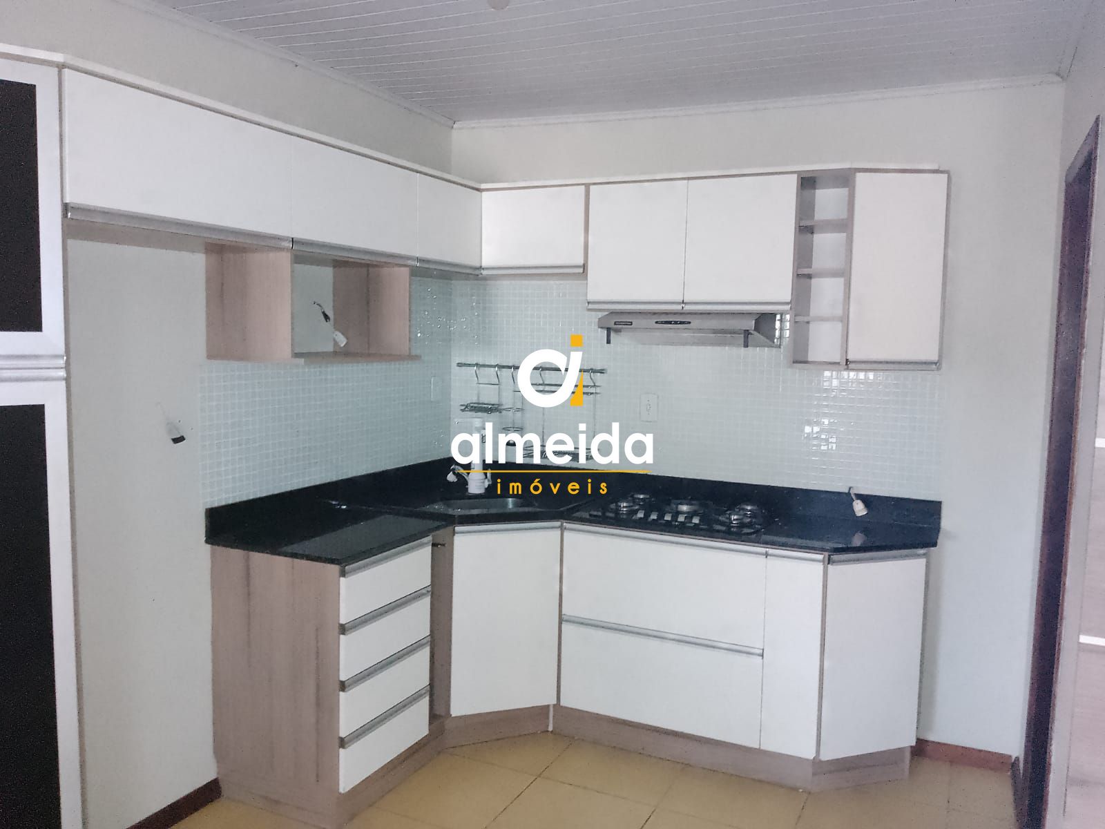 Casa à venda com 4 quartos, 120m² - Foto 22