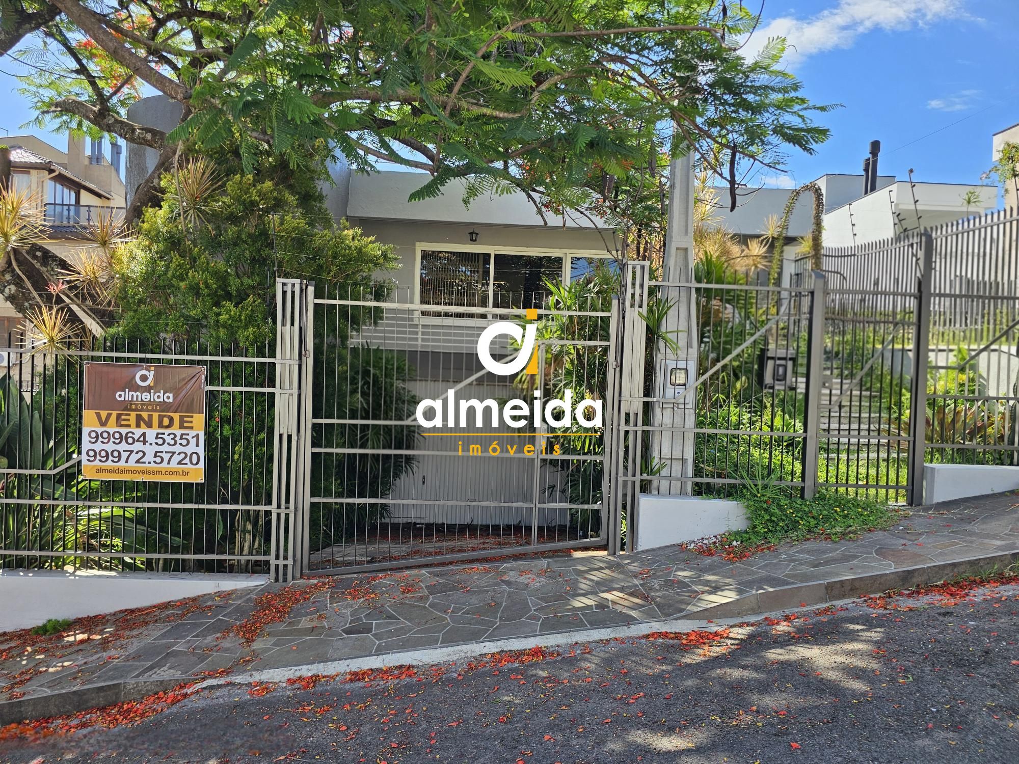 Casa à venda  no Nossa Senhora de Lourdes - Santa Maria, RS. Imóveis