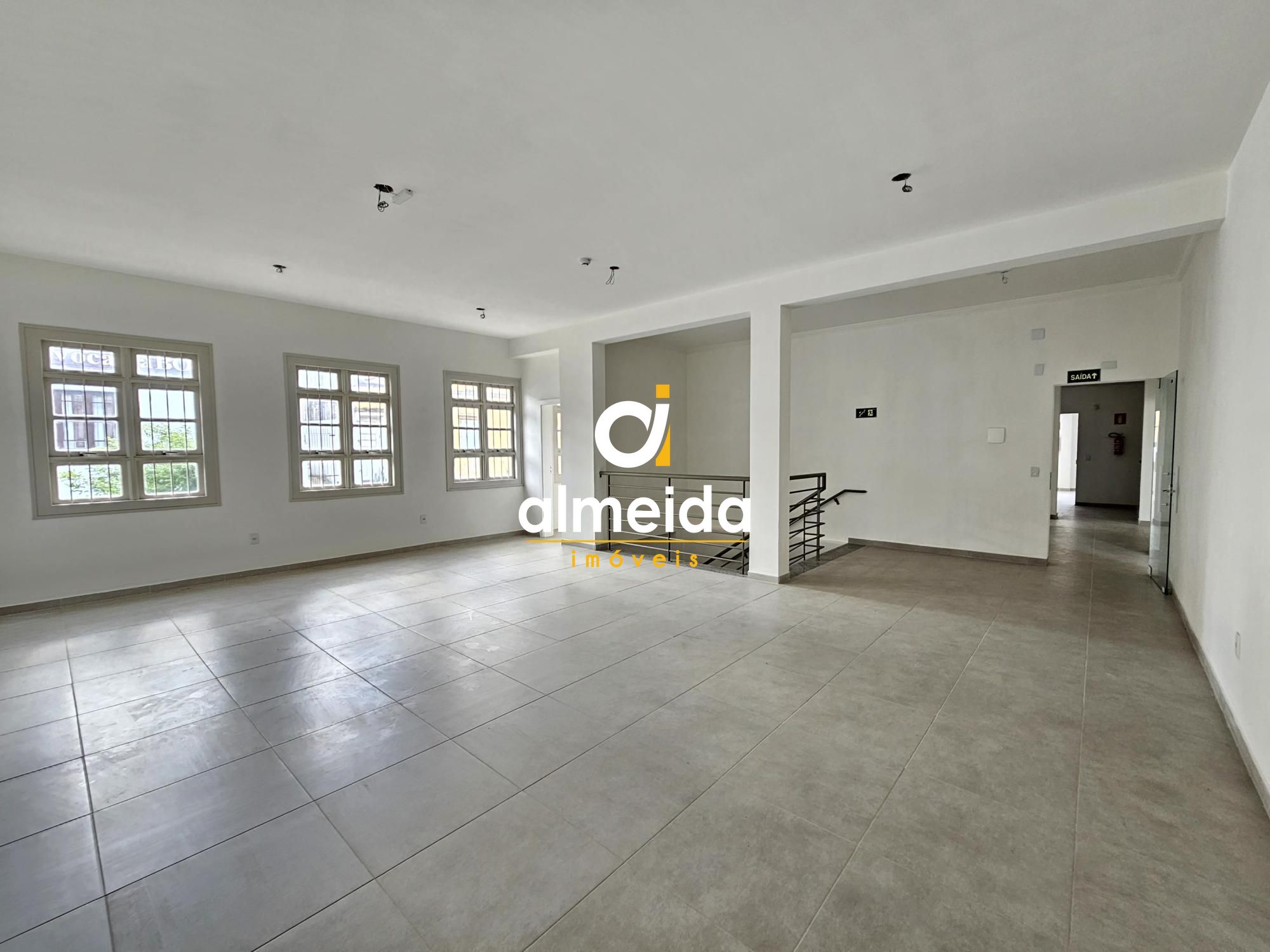 Conjunto Comercial-Sala à venda e aluguel com 14 quartos, 739m² - Foto 47