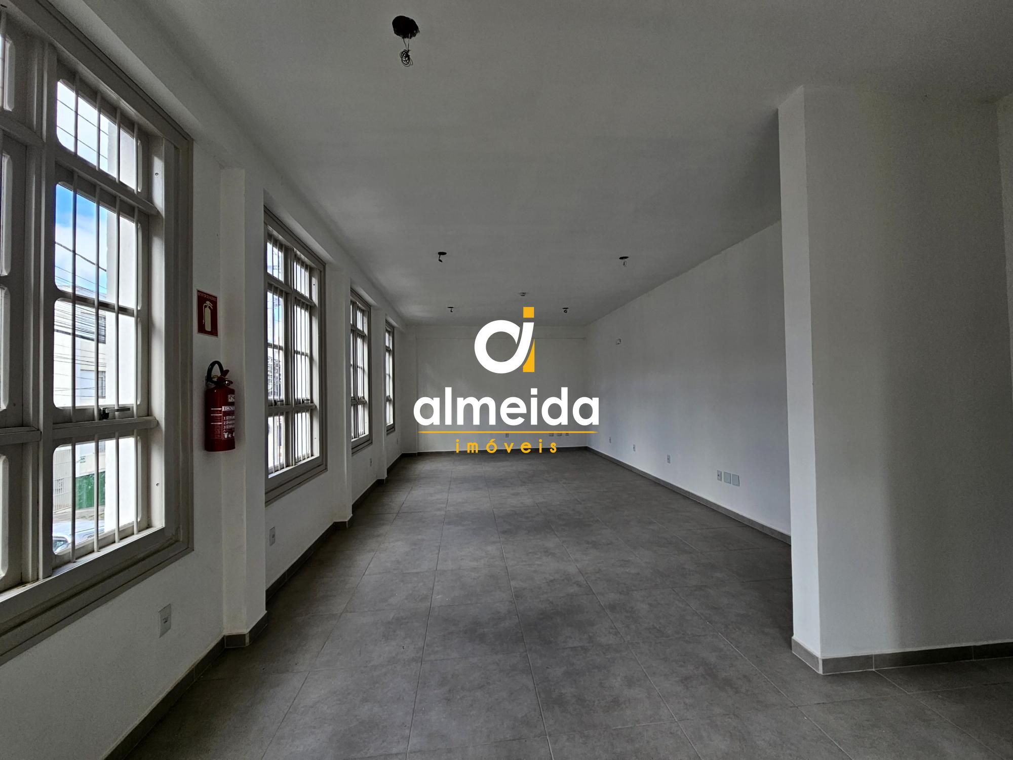 Conjunto Comercial-Sala à venda e aluguel com 14 quartos, 739m² - Foto 38