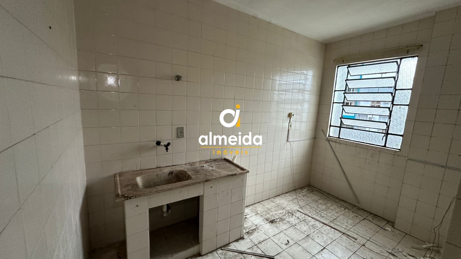 Prédio a venda na bozzano com 2 lojas e 15 aptos apenas 40 m
