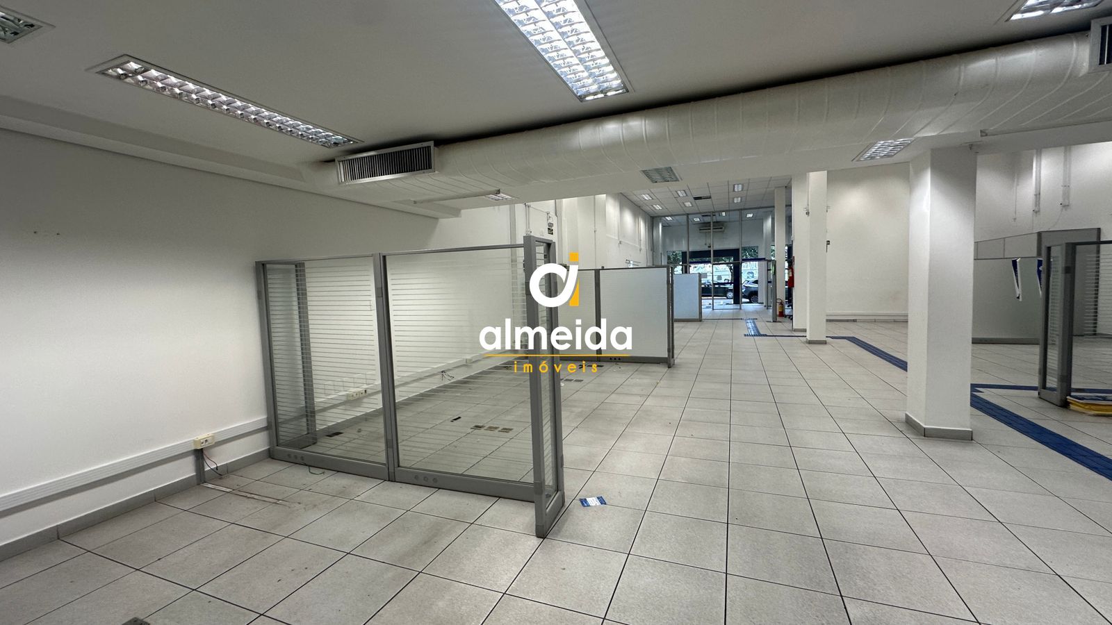 Loja comercial no centro de santa maria