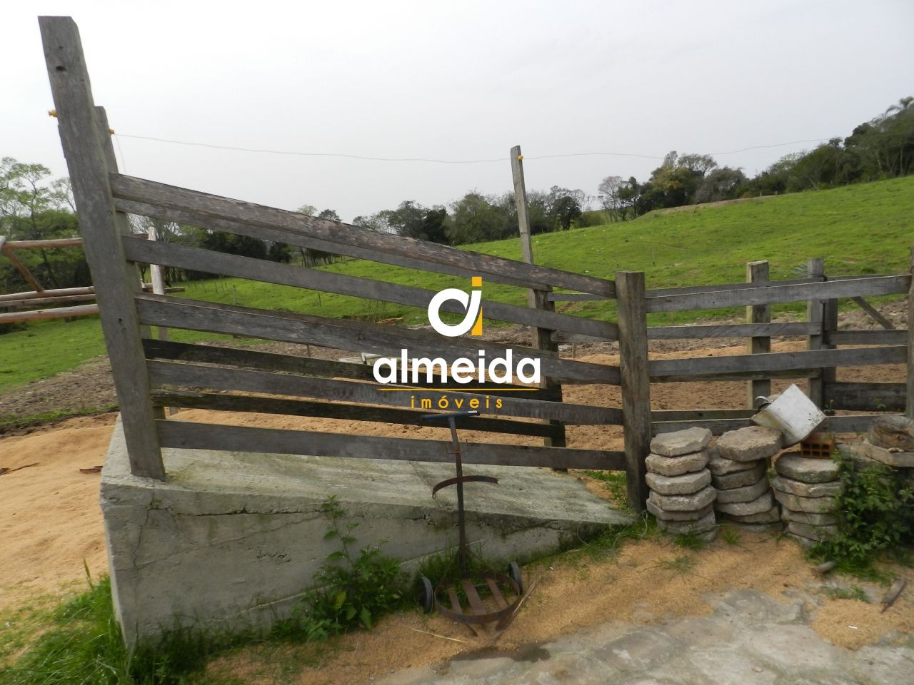 Chácara à venda com 3 quartos, 600000000m² - Foto 59