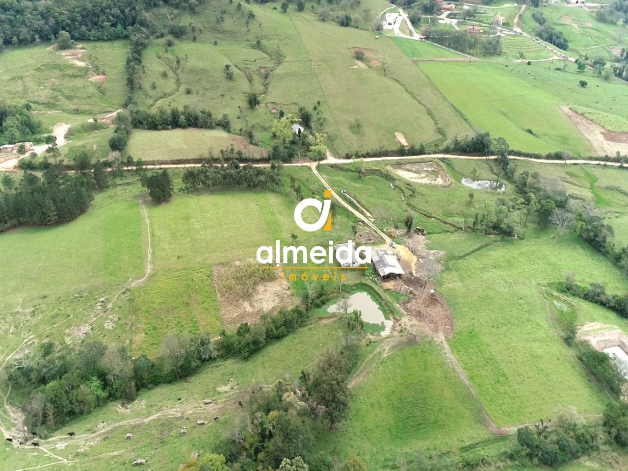 Chácara à venda com 3 quartos, 600000000m² - Foto 68