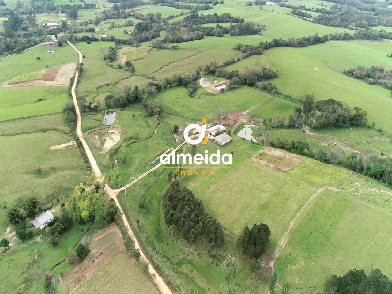 Chácara à venda com 3 quartos, 600000000m² - Foto 66