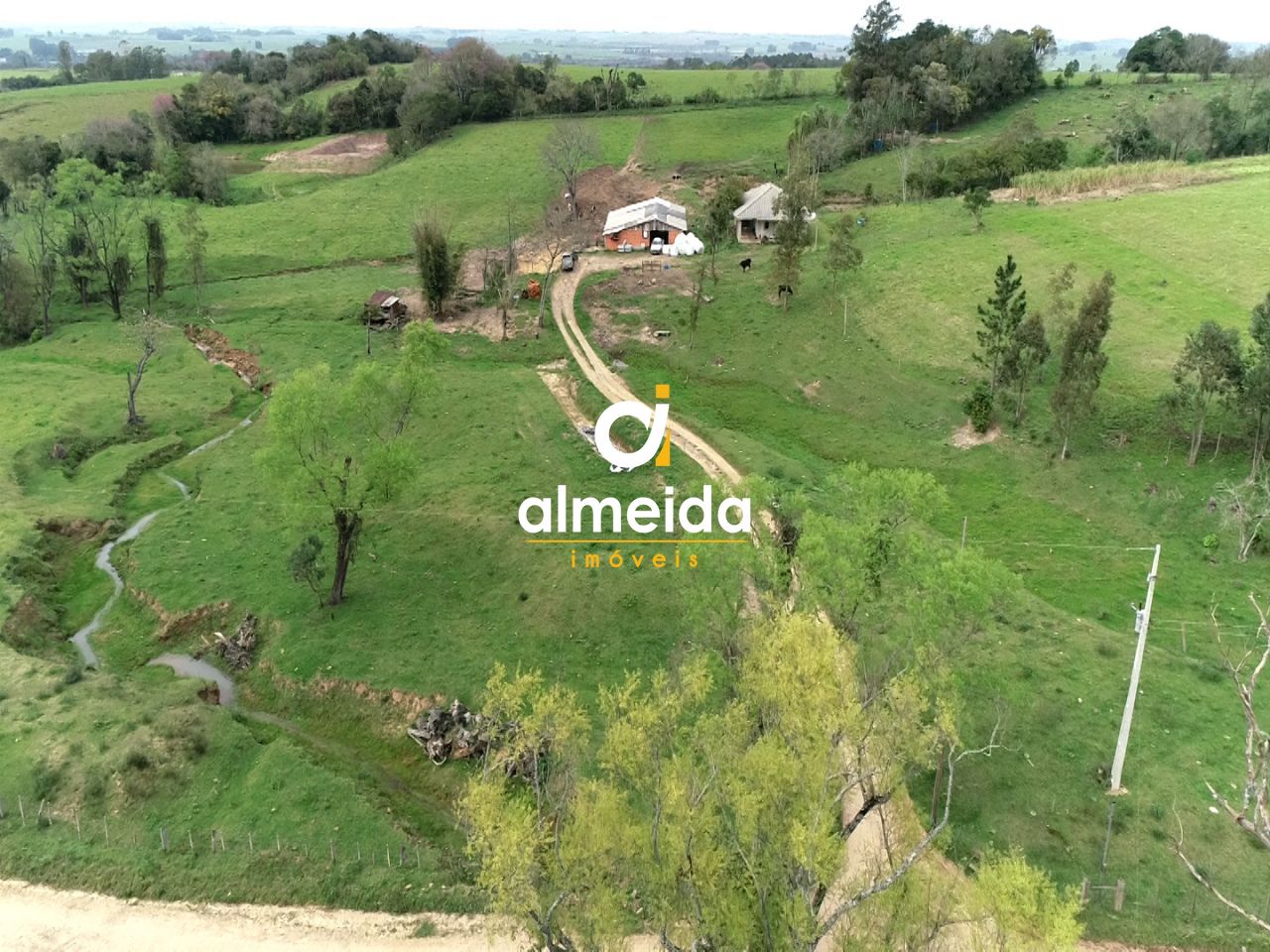 Chácara à venda com 3 quartos, 600000000m² - Foto 13