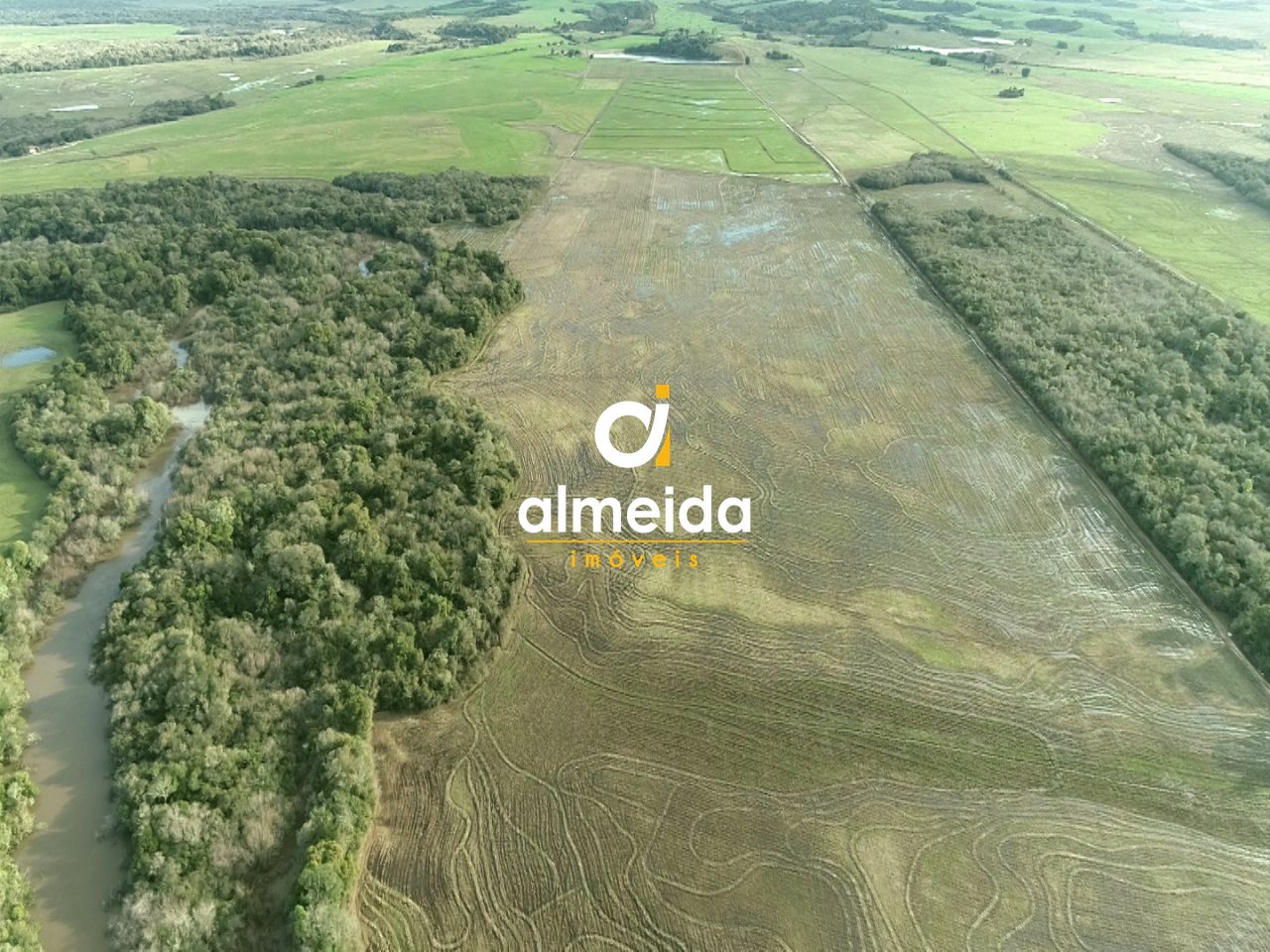 Campo 2 dormitórios à venda zona rural caçapava do sul/rs