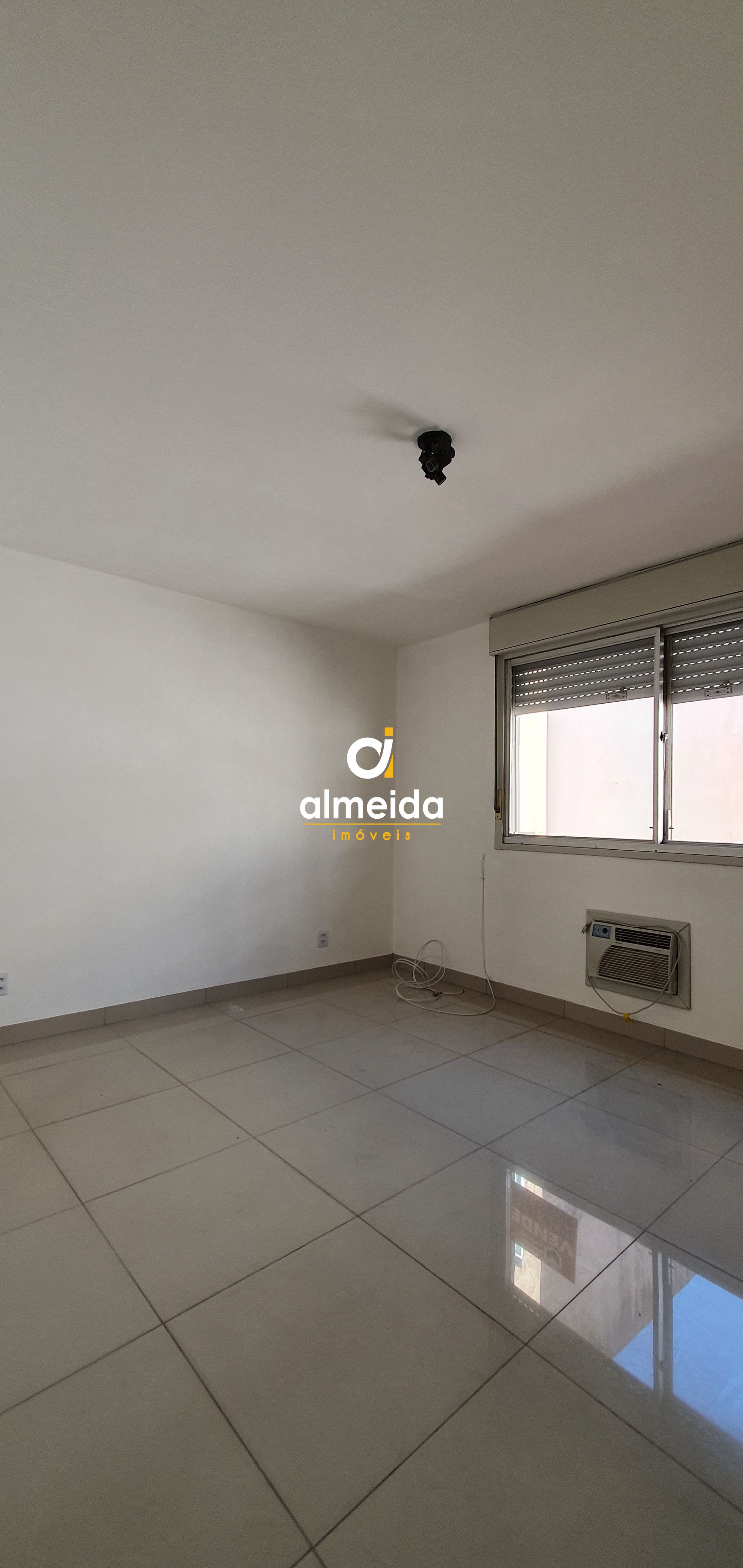 Apartamento à venda com 2 quartos, 83m² - Foto 13