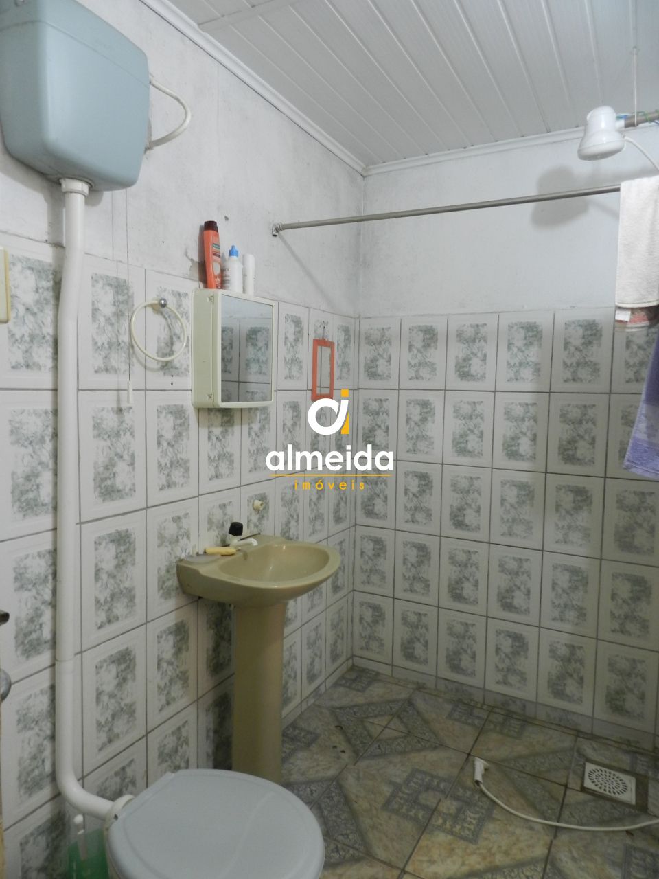 Casa à venda com 4 quartos, 100m² - Foto 17