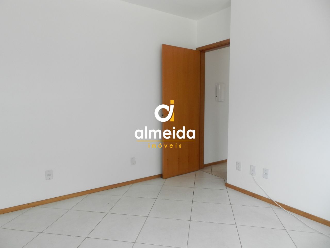 Apartamento com 1 Dormitórios para alugar, 38 m² por R$ 790,00 Apartamento com 1 Dormitórios para alugar, 38 m² por R$ 790,00