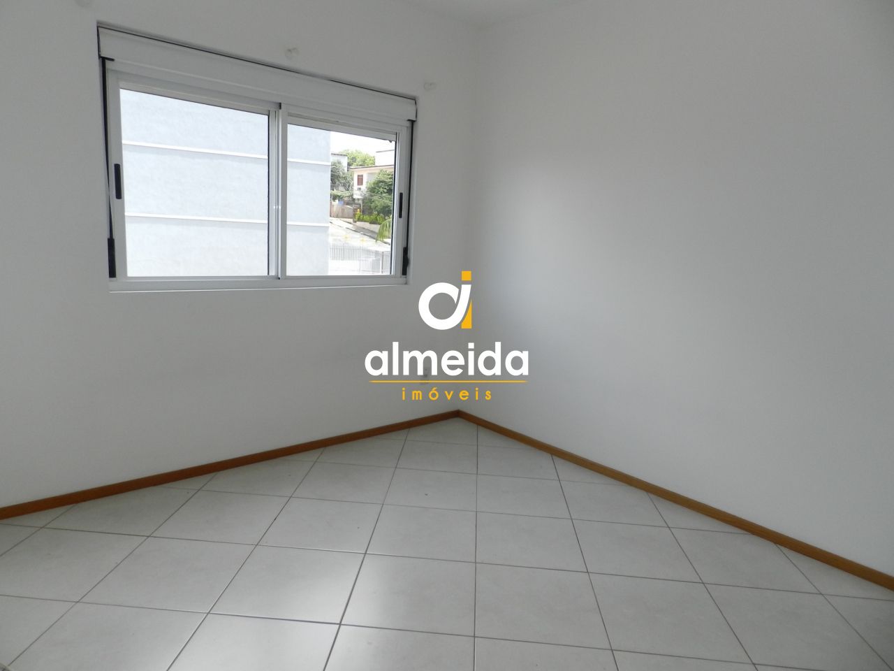 Apartamento com 1 Dormitórios para alugar, 38 m² por R$ 790,00 Apartamento com 1 Dormitórios para alugar, 38 m² por R$ 790,00