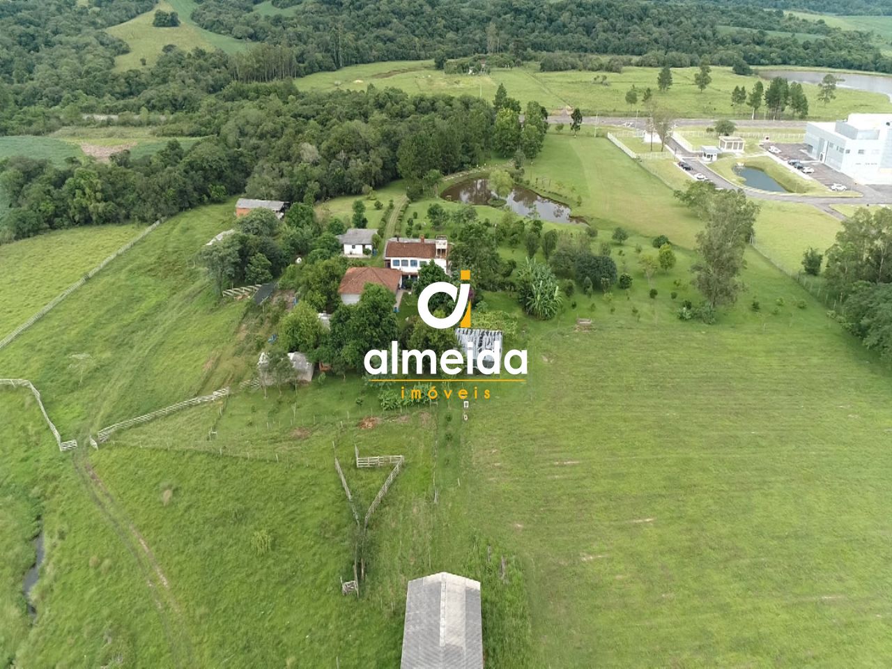 Fazenda à venda com 3 quartos, 3600000000m² - Foto 20