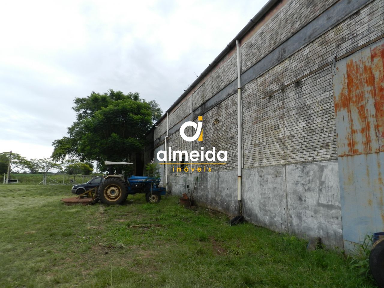 Depósito-Galpão-Armazém à venda e aluguel com 8 quartos, 2500m² - Foto 13