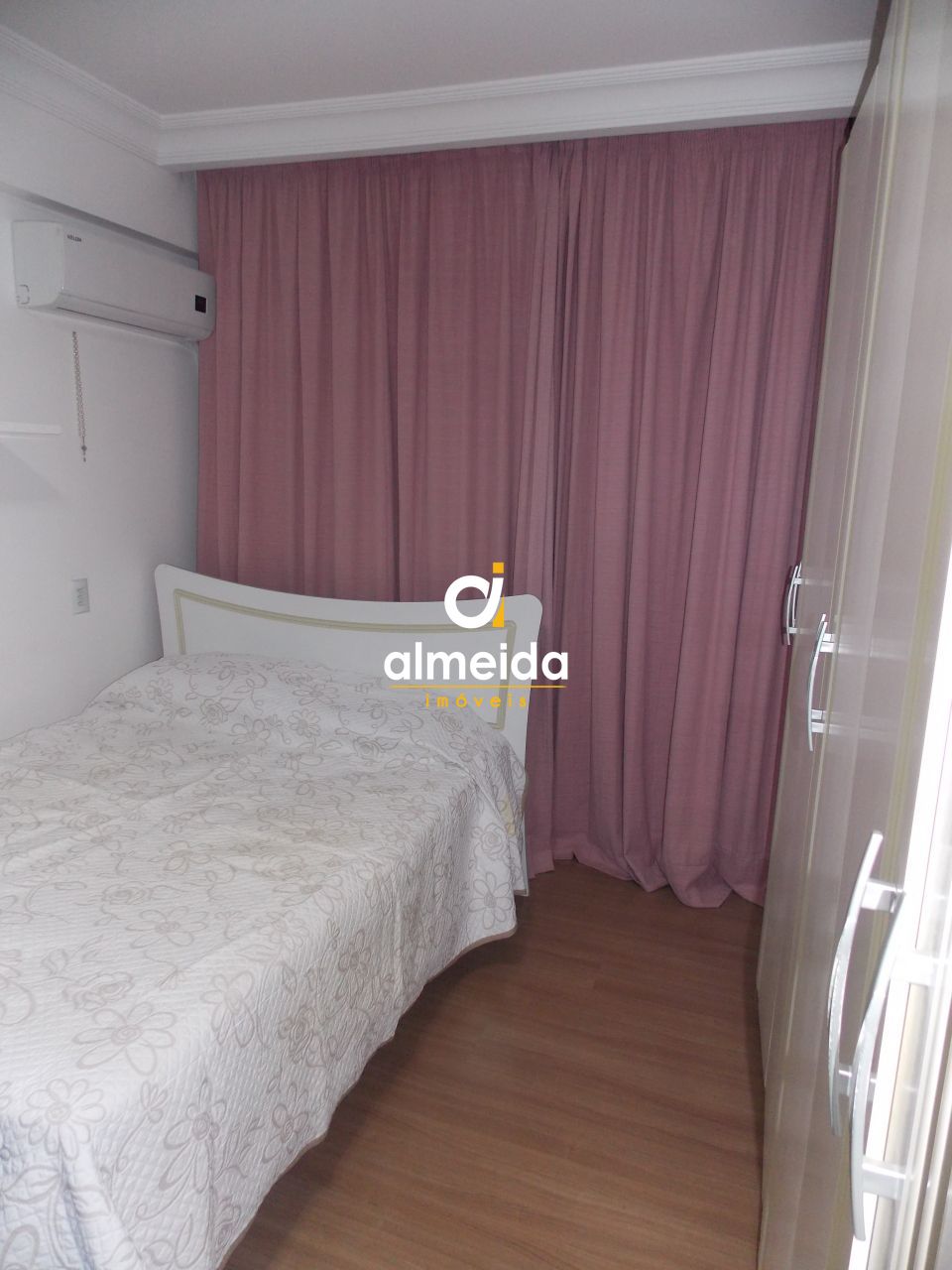 Apartamento à venda com 3 quartos, 158m² - Foto 17