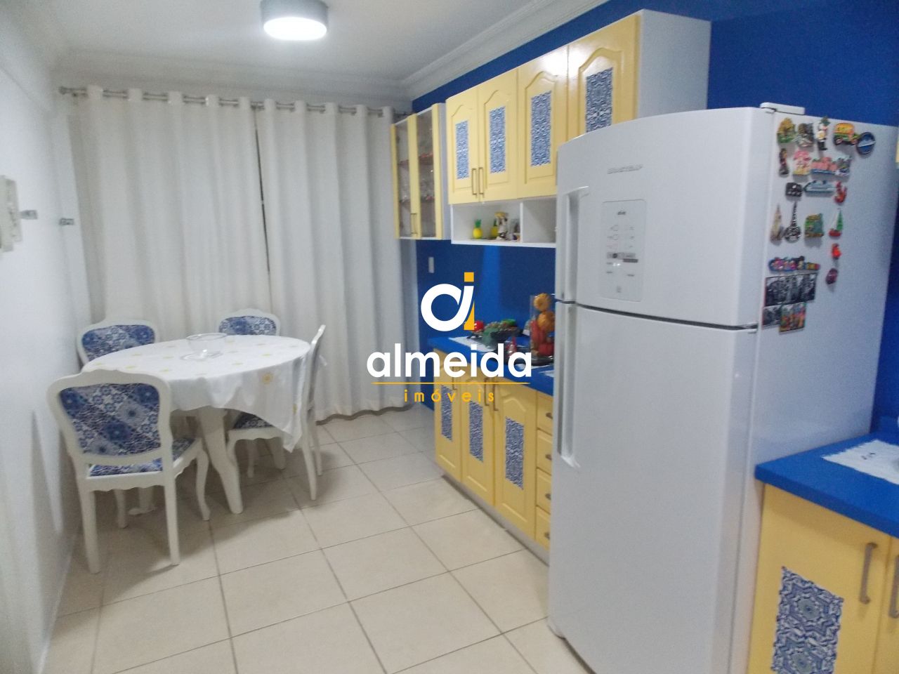 Apartamento à venda com 3 quartos, 158m² - Foto 12