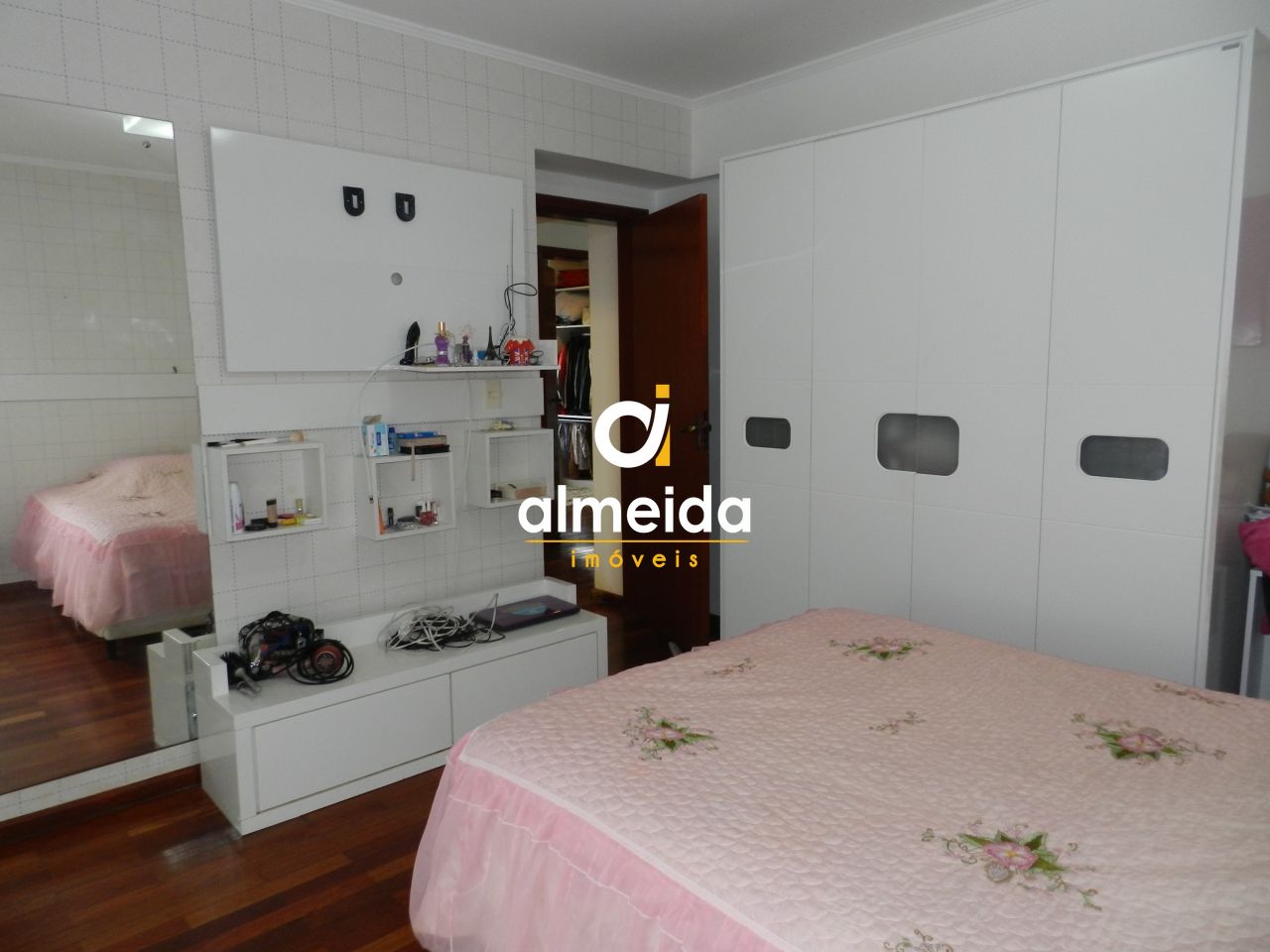 Apartamento à venda com 3 quartos, 178m² - Foto 28