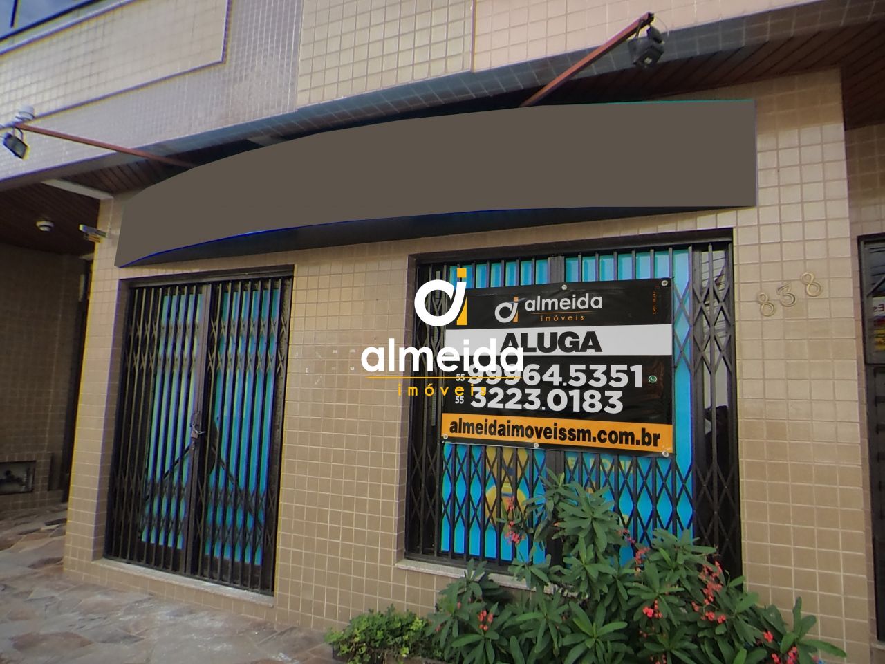 Sala comercial central