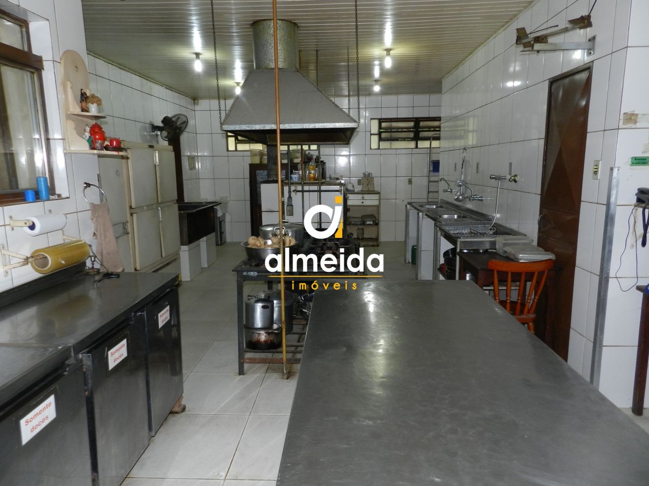 Prédio Inteiro à venda, 300m² - Foto 29