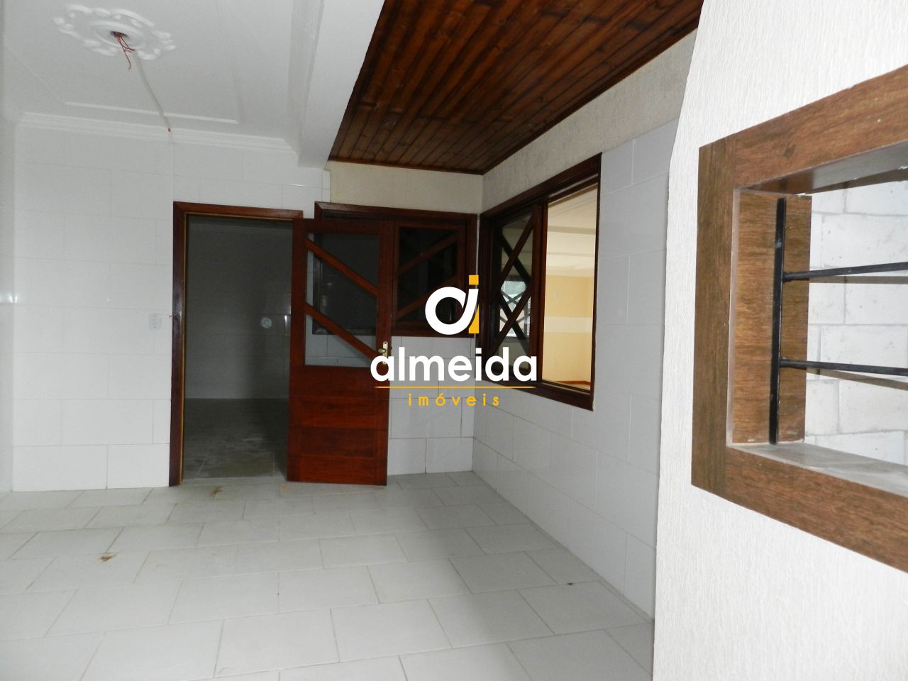 Linda residência em bairro nobre!