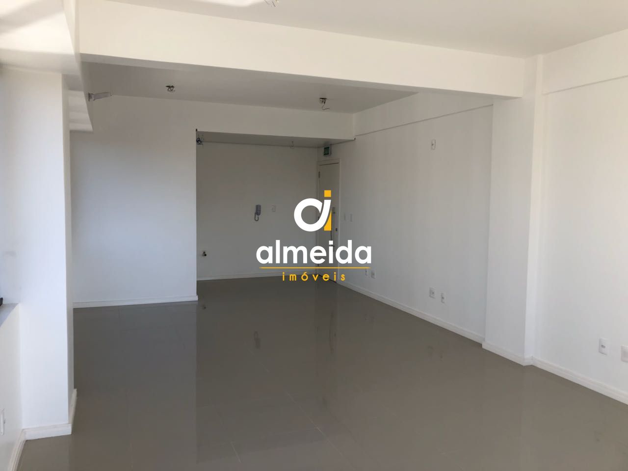 Conjunto Comercial-Sala à venda com 1 quarto, 34m² - Foto 6