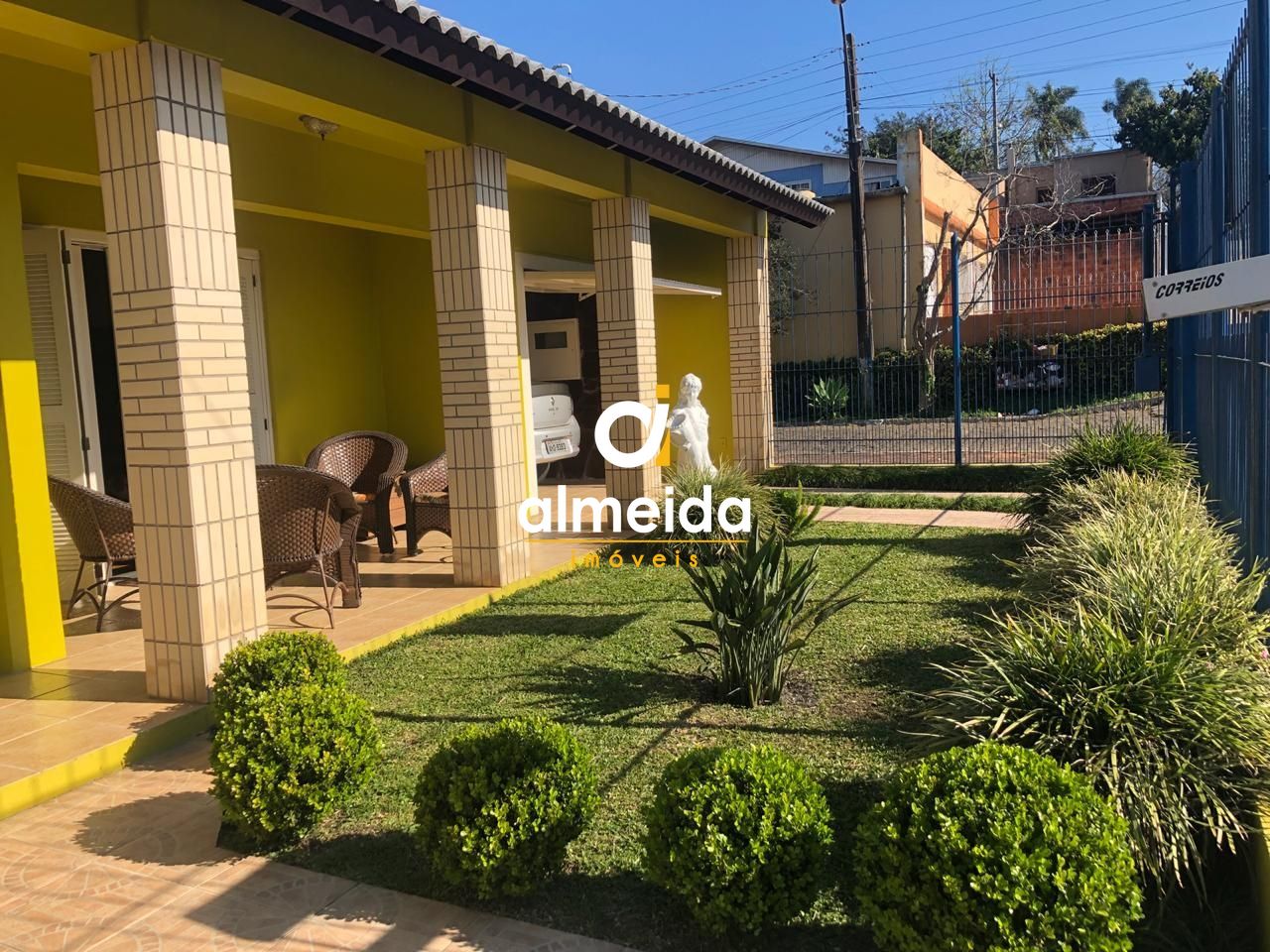 Casa à venda com 3 quartos, 1m² - Foto 3