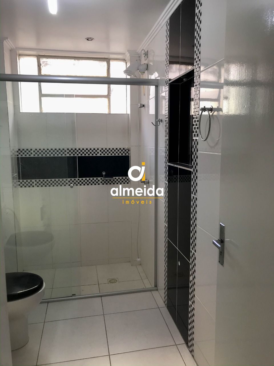 Apartamento à venda com 2 quartos, 100m² - Foto 12