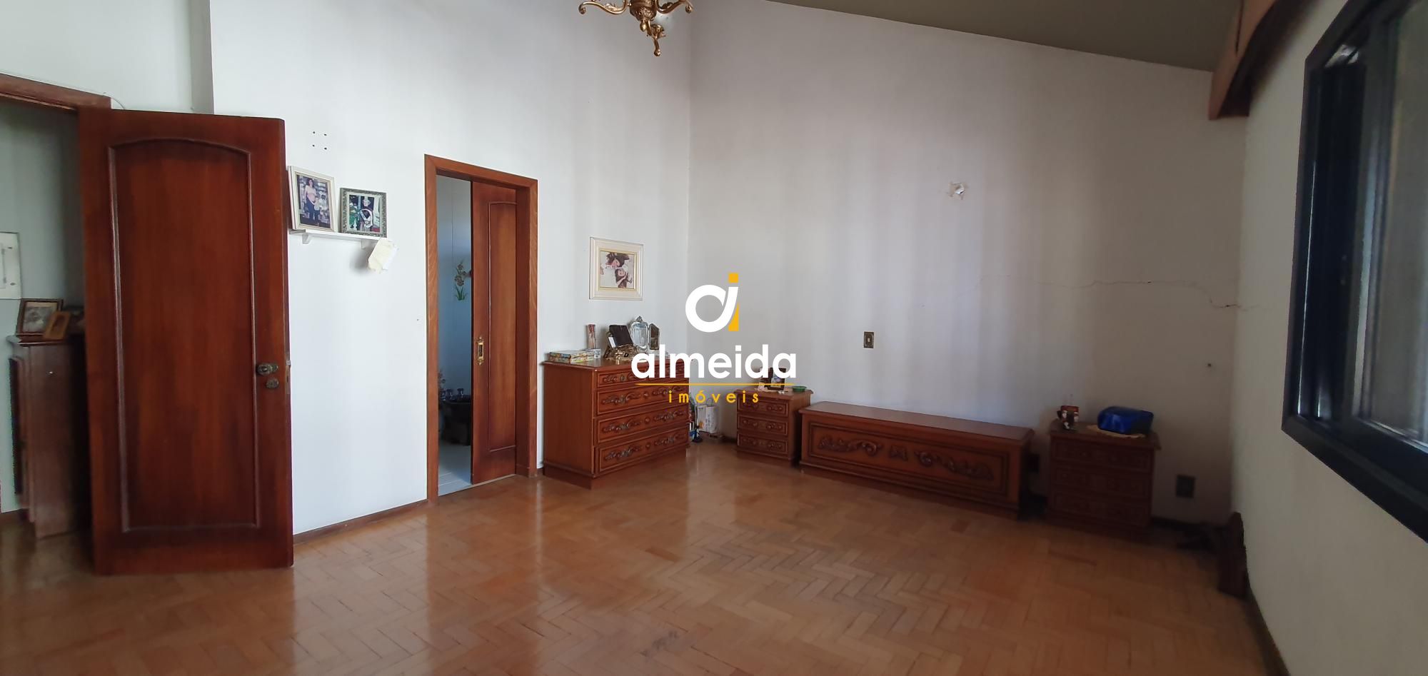 Casa à venda com 4 quartos, 515m² - Foto 14