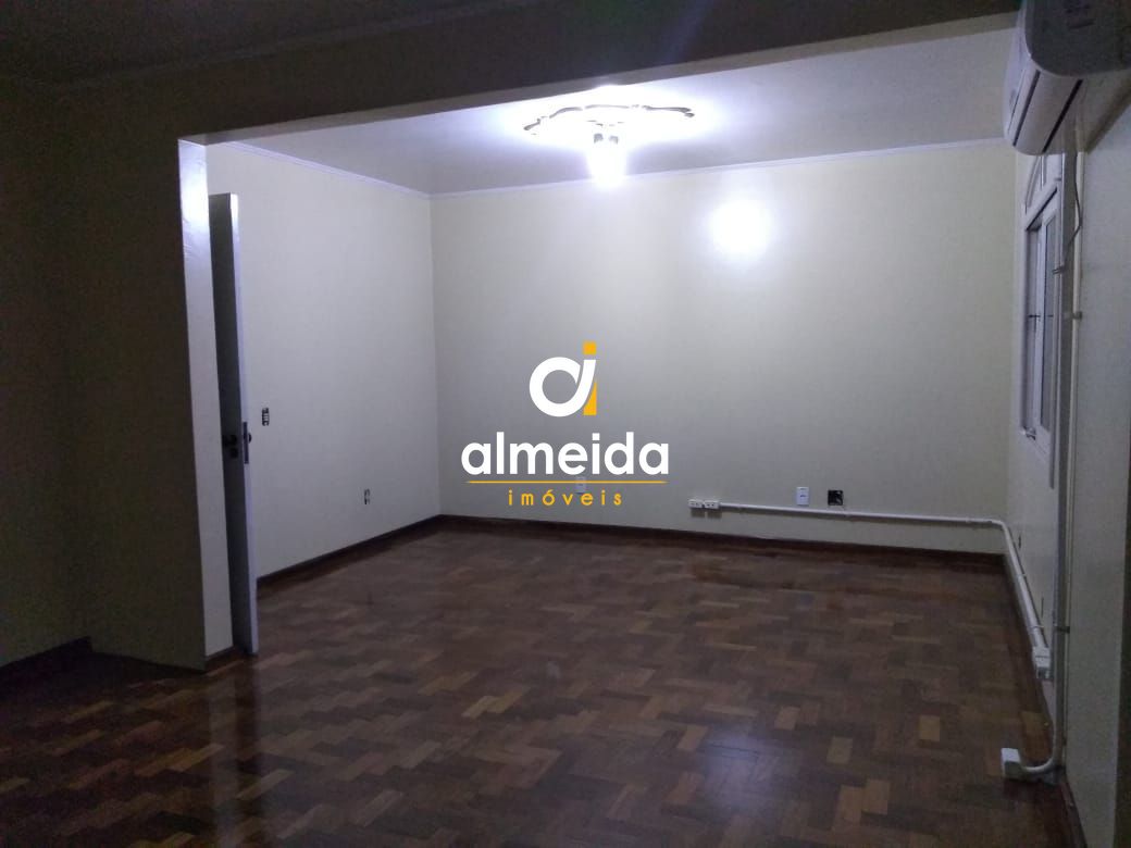 Casa à venda com 4 quartos, 347m² - Foto 21