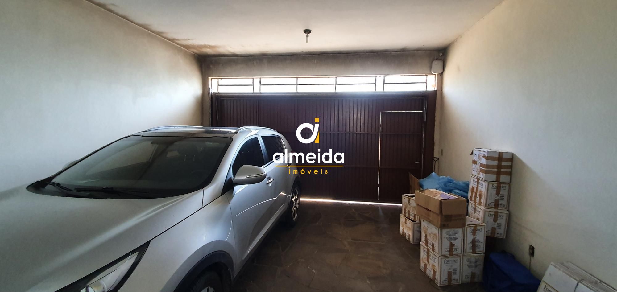 Casa para alugar com 4 quartos, 338m² - Foto 14