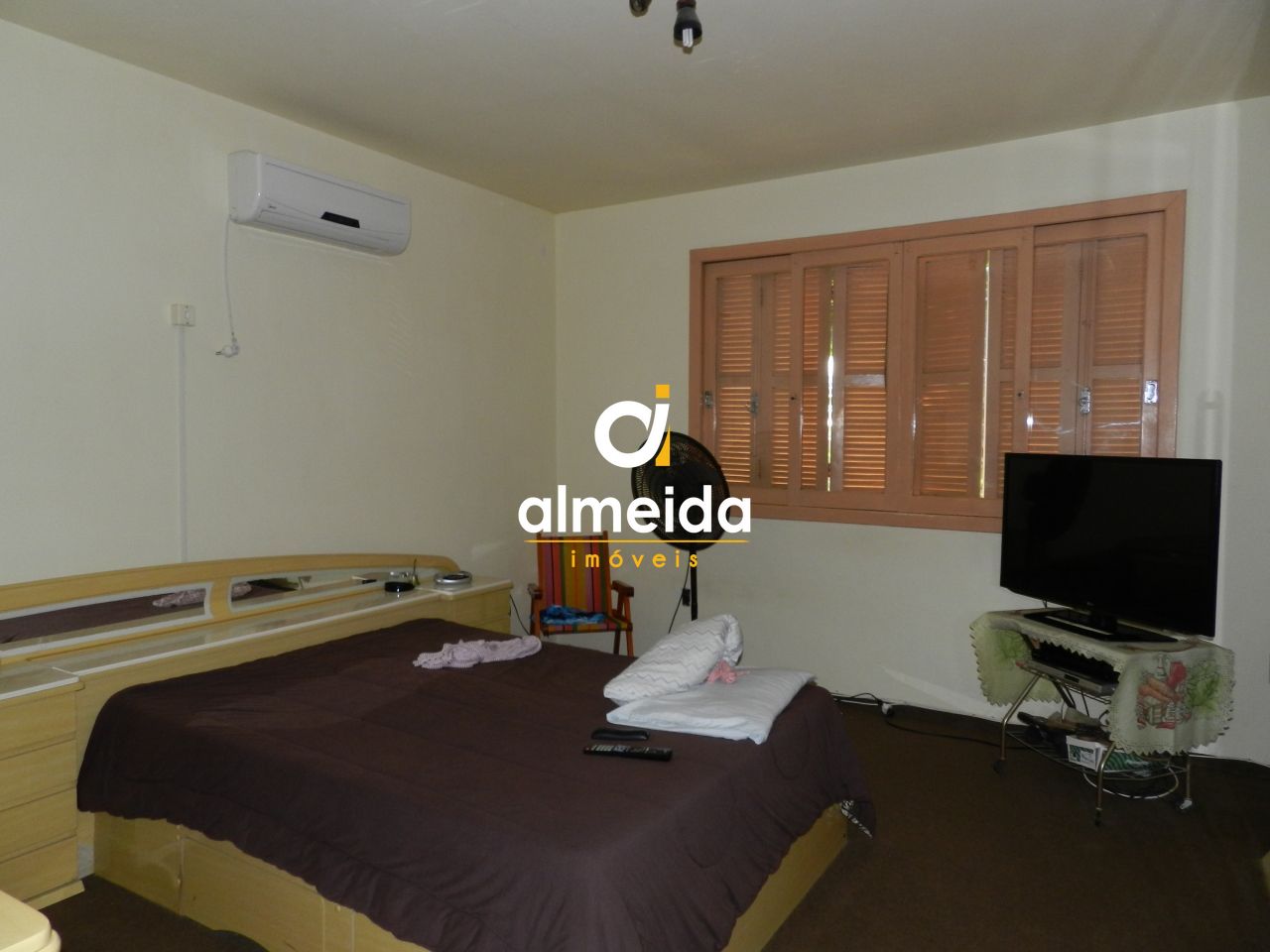 Casa à venda com 3 quartos, 200m² - Foto 19