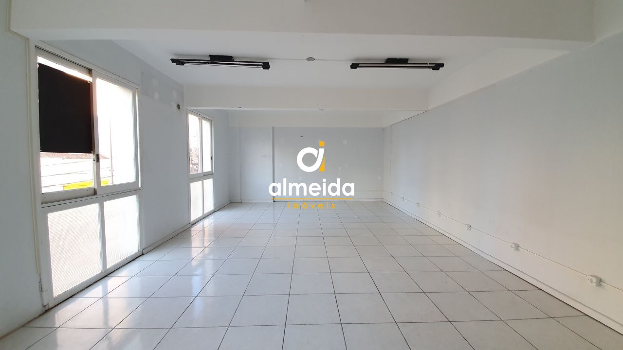 Sala comercial  venda  no Centro - Santa Maria, RS. Imveis