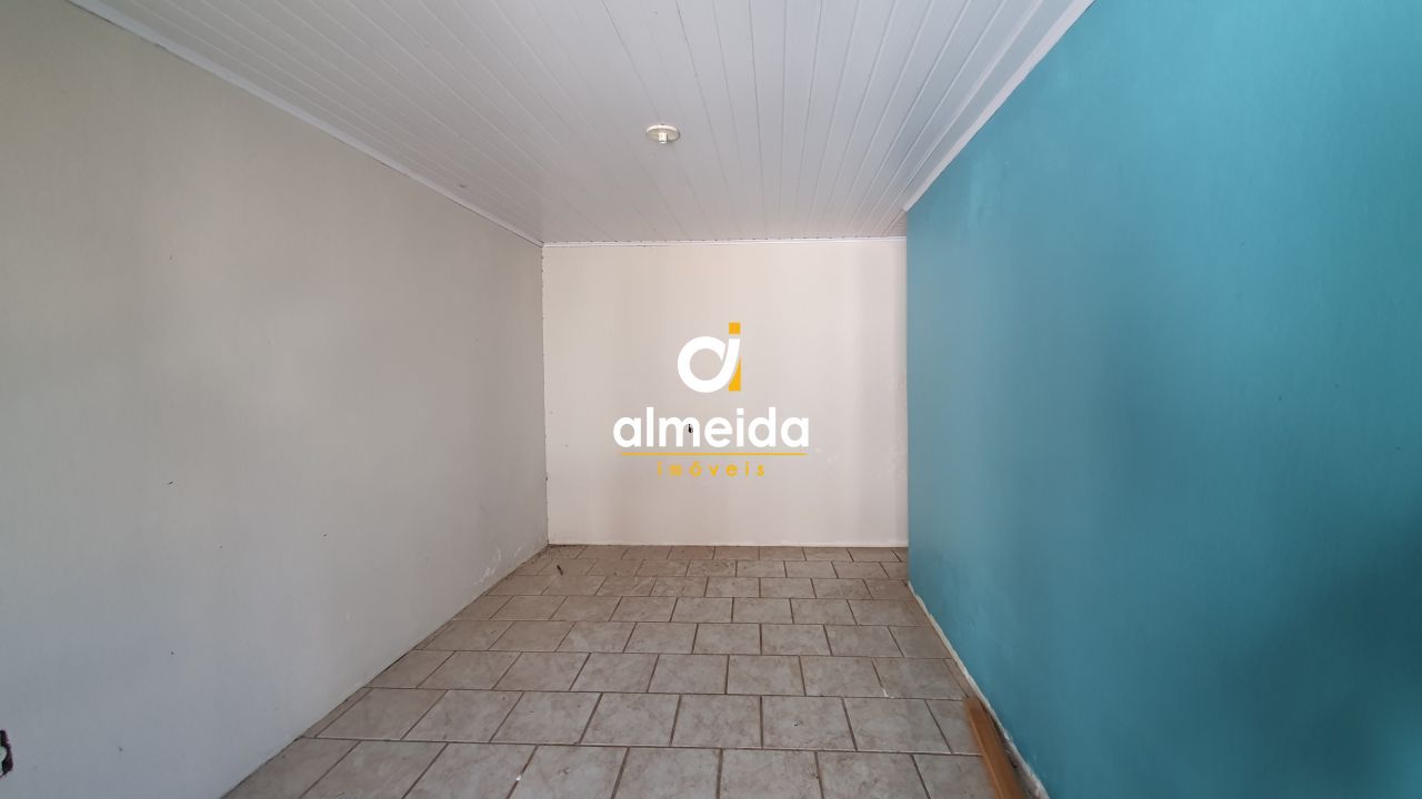 Casa à venda com 4 quartos, 400m² - Foto 32