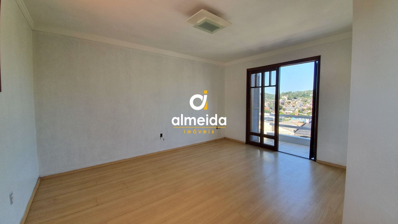 Casa à venda com 4 quartos, 400m² - Foto 16