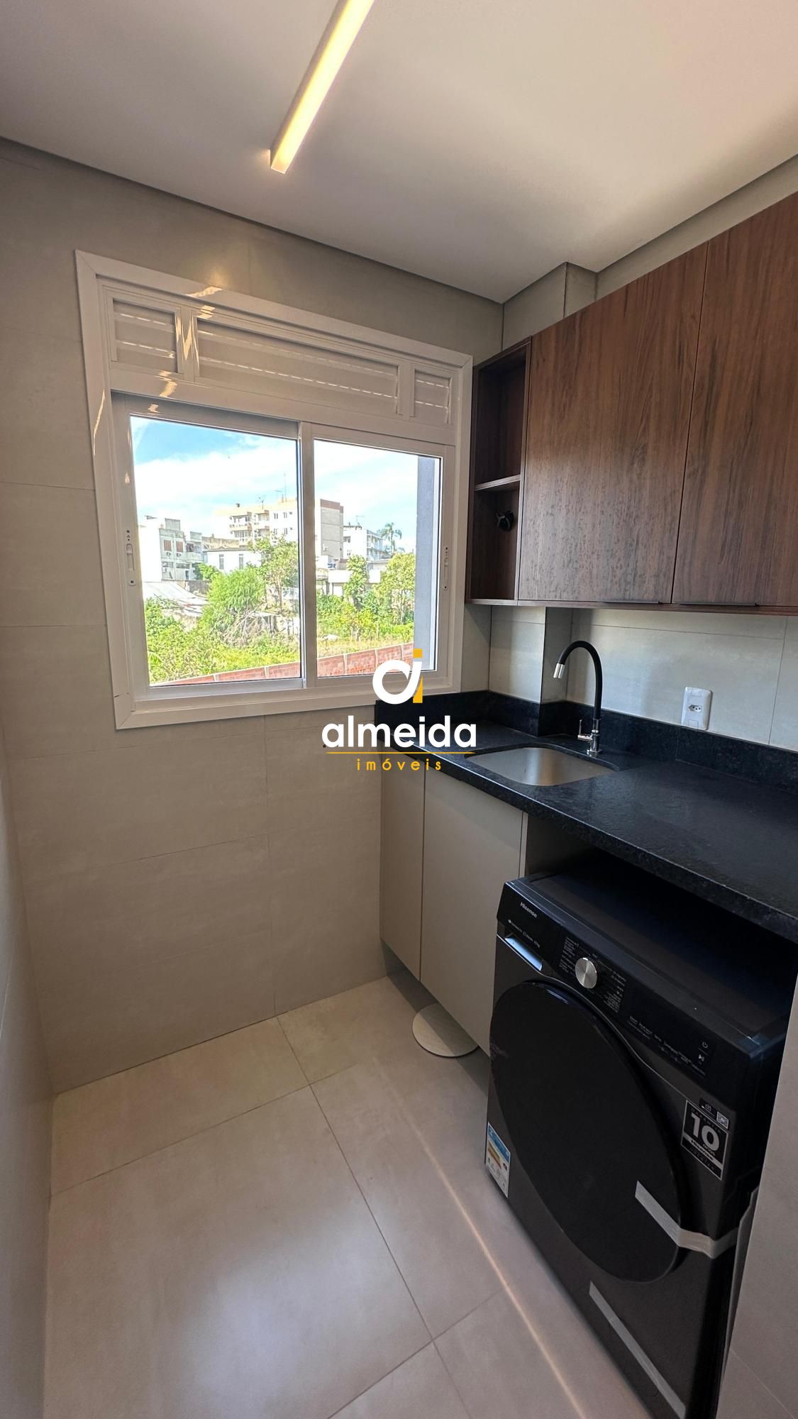 Apartamento 3 dormitorios em condominio em santa maria rs.