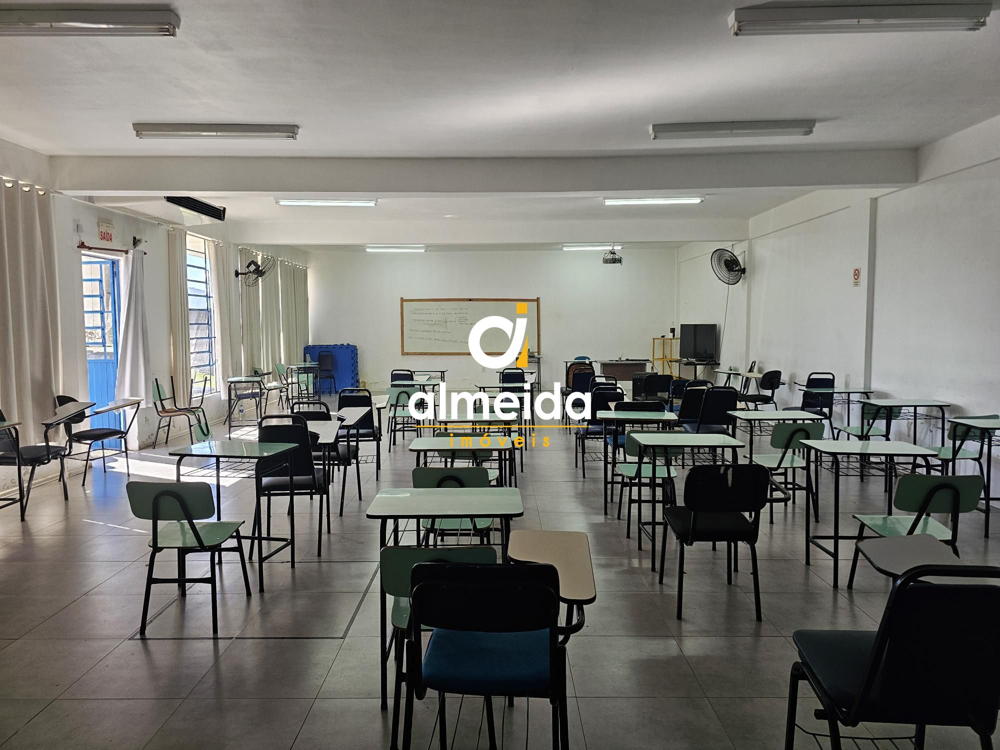 Prédio 8 dormitórios à venda pé de plátano santa maria/rs