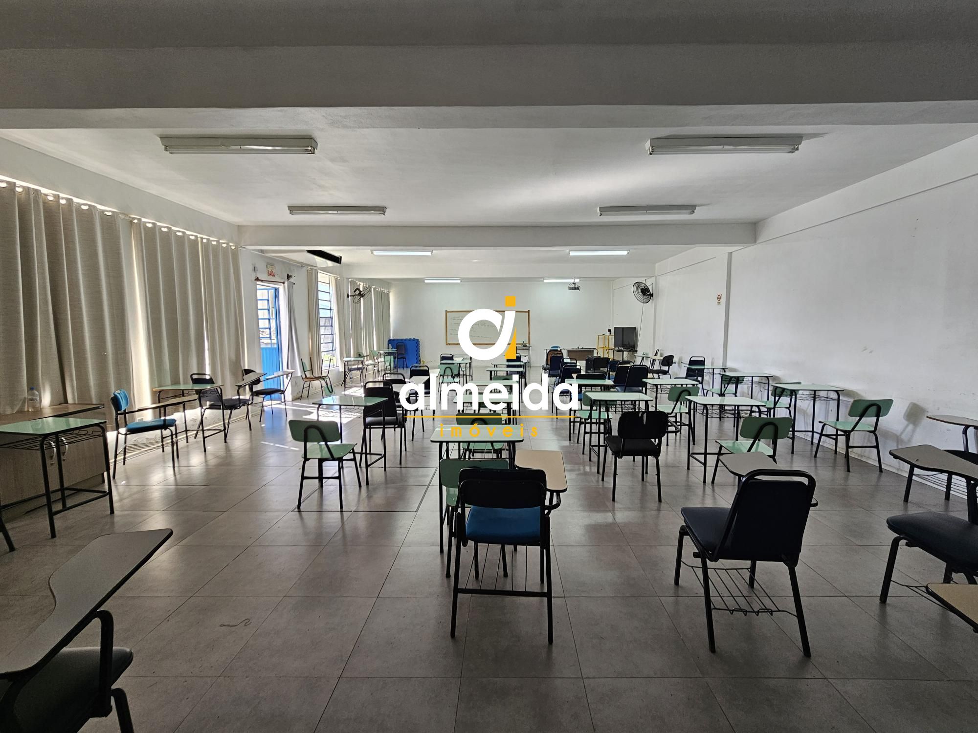 Prédio 8 dormitórios à venda pé de plátano santa maria/rs
