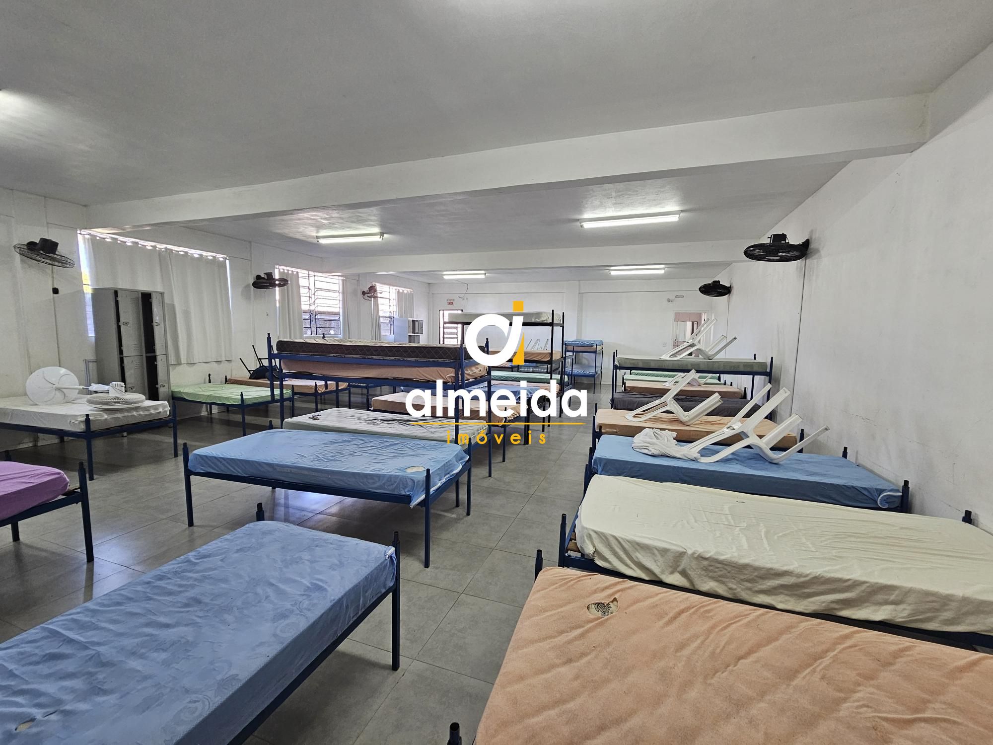 Prédio 8 dormitórios à venda pé de plátano santa maria/rs
