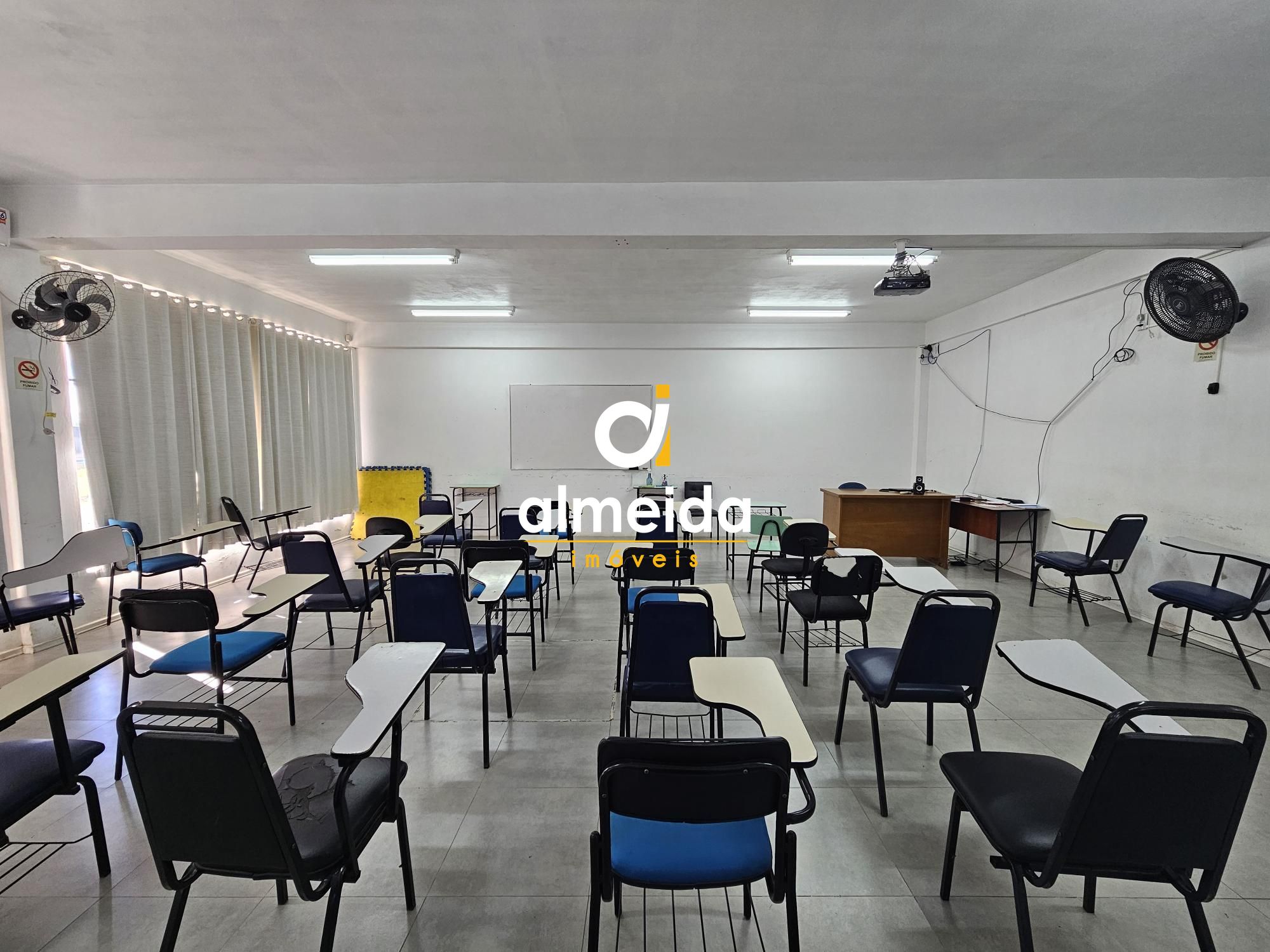 Prédio 8 dormitórios à venda pé de plátano santa maria/rs