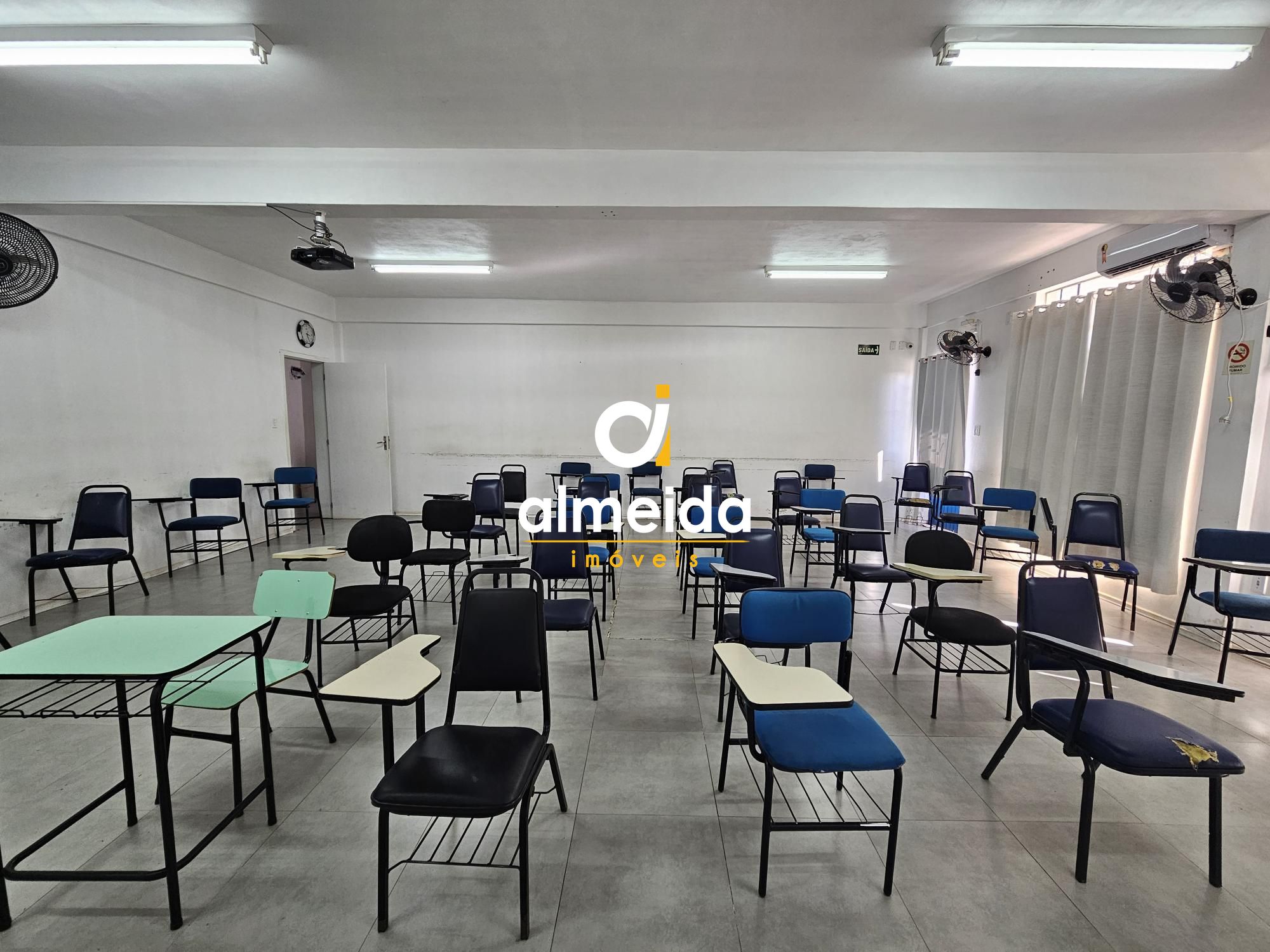 Prédio 8 dormitórios à venda pé de plátano santa maria/rs