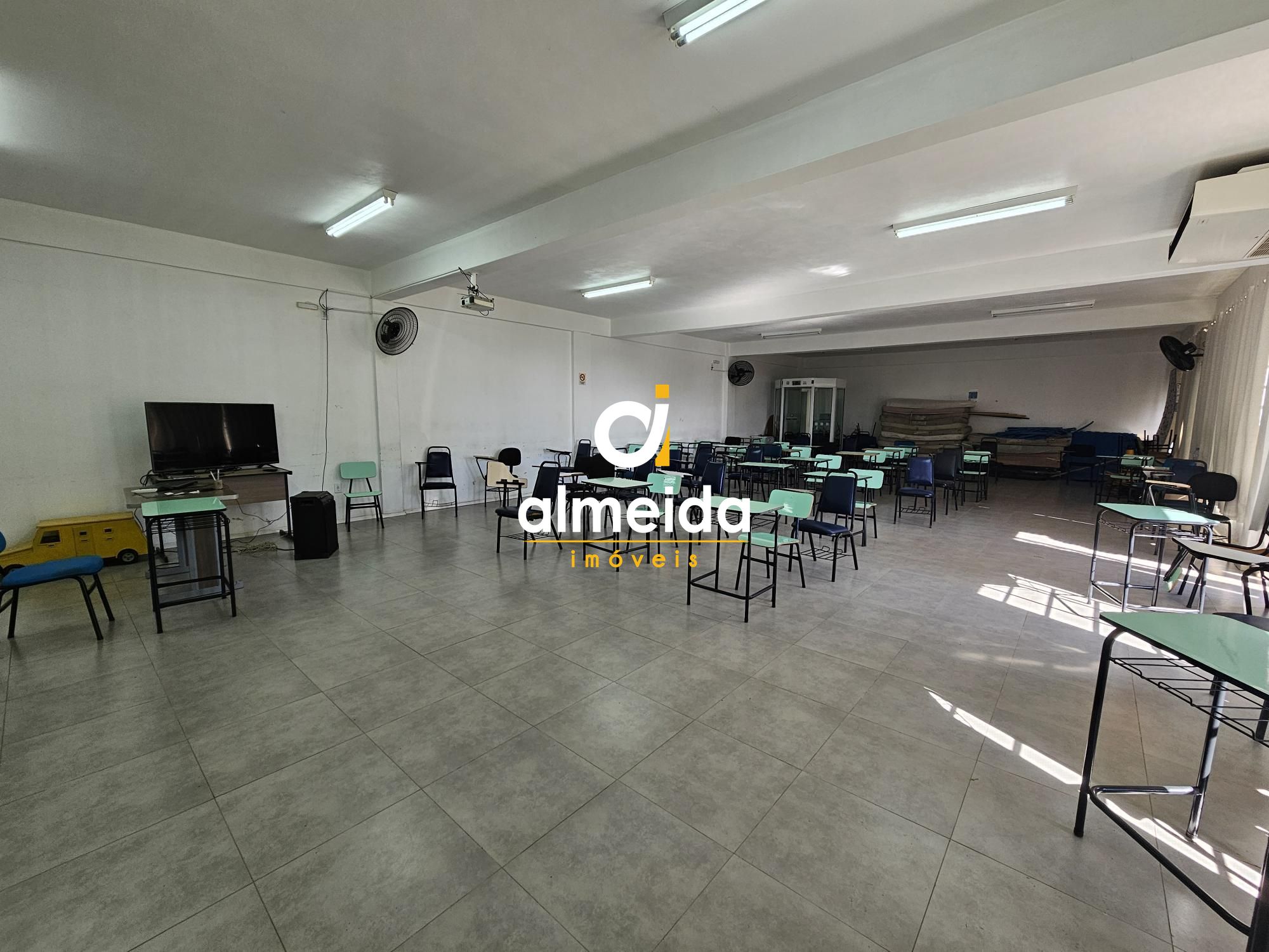 Prédio 8 dormitórios à venda pé de plátano santa maria/rs