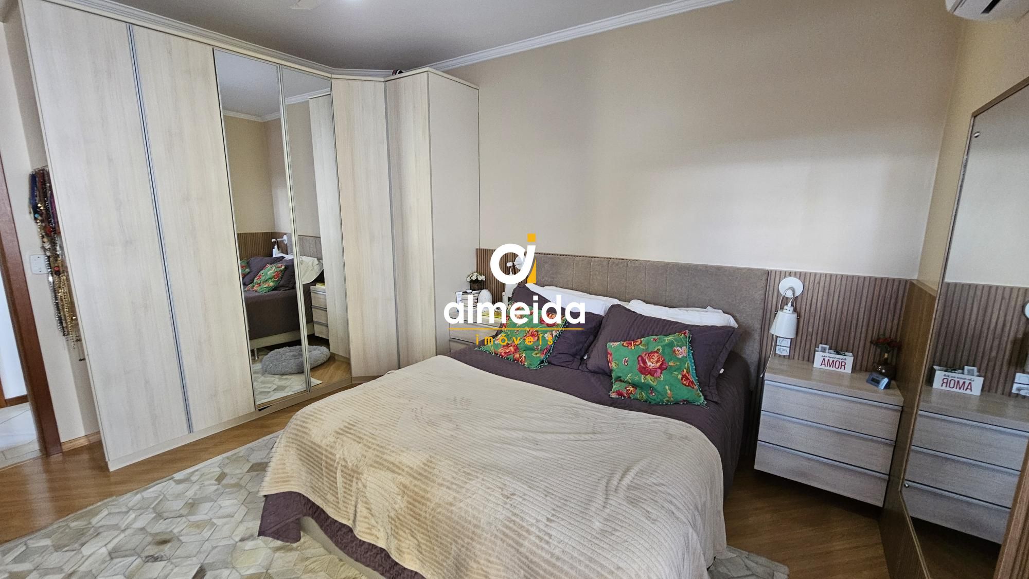 Apartamento à venda com 3 quartos, 137m² - Foto 25