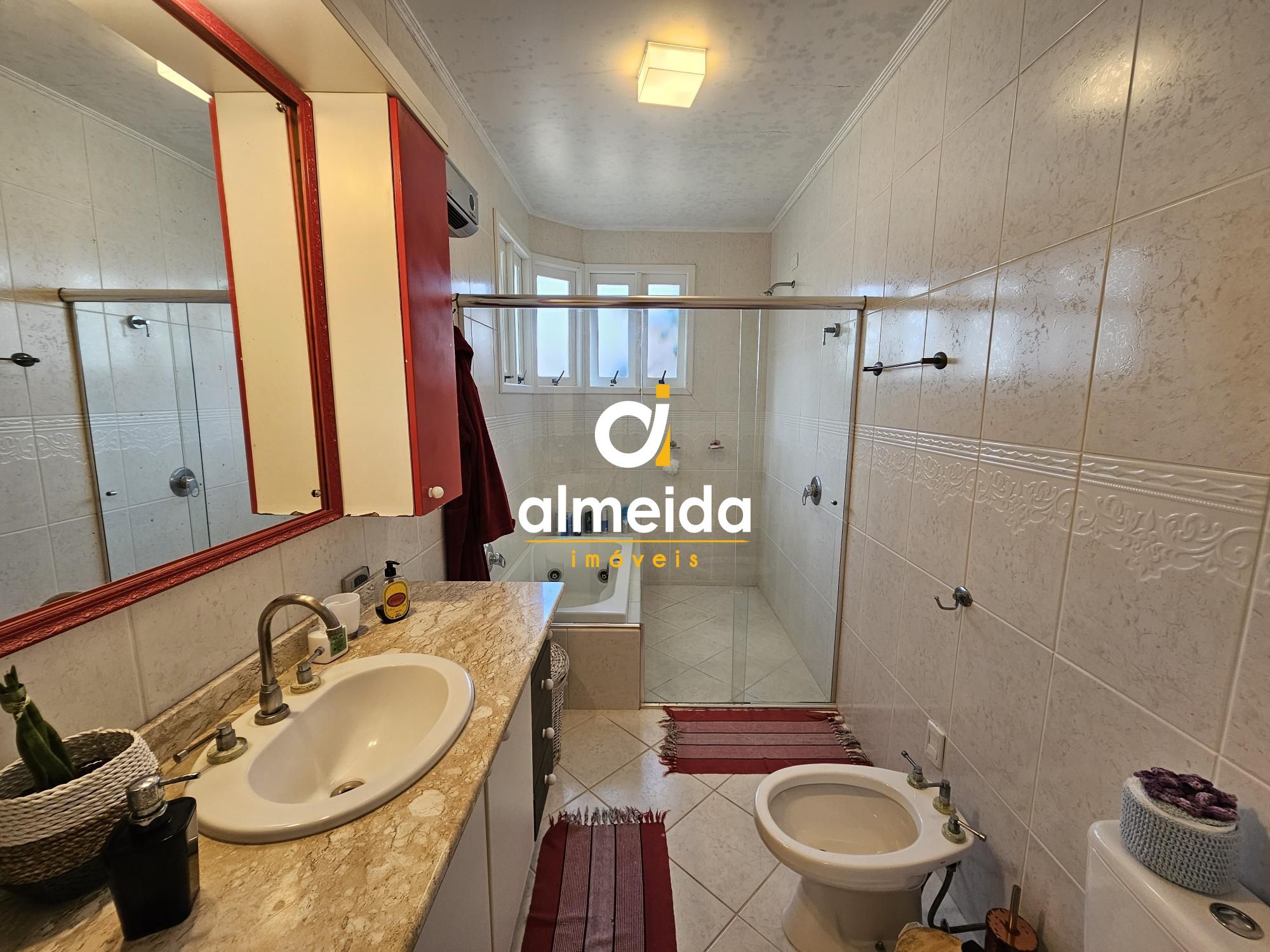 Casa à venda com 4 quartos, 260m² - Foto 14