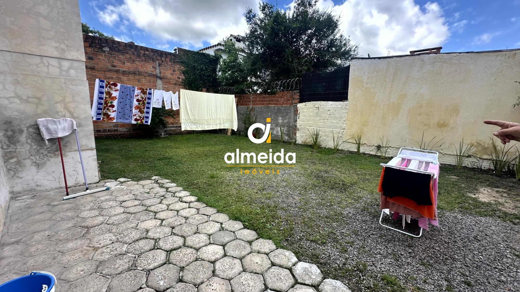 Casa Comercial à venda com 8 quartos, 500m² - Foto 15