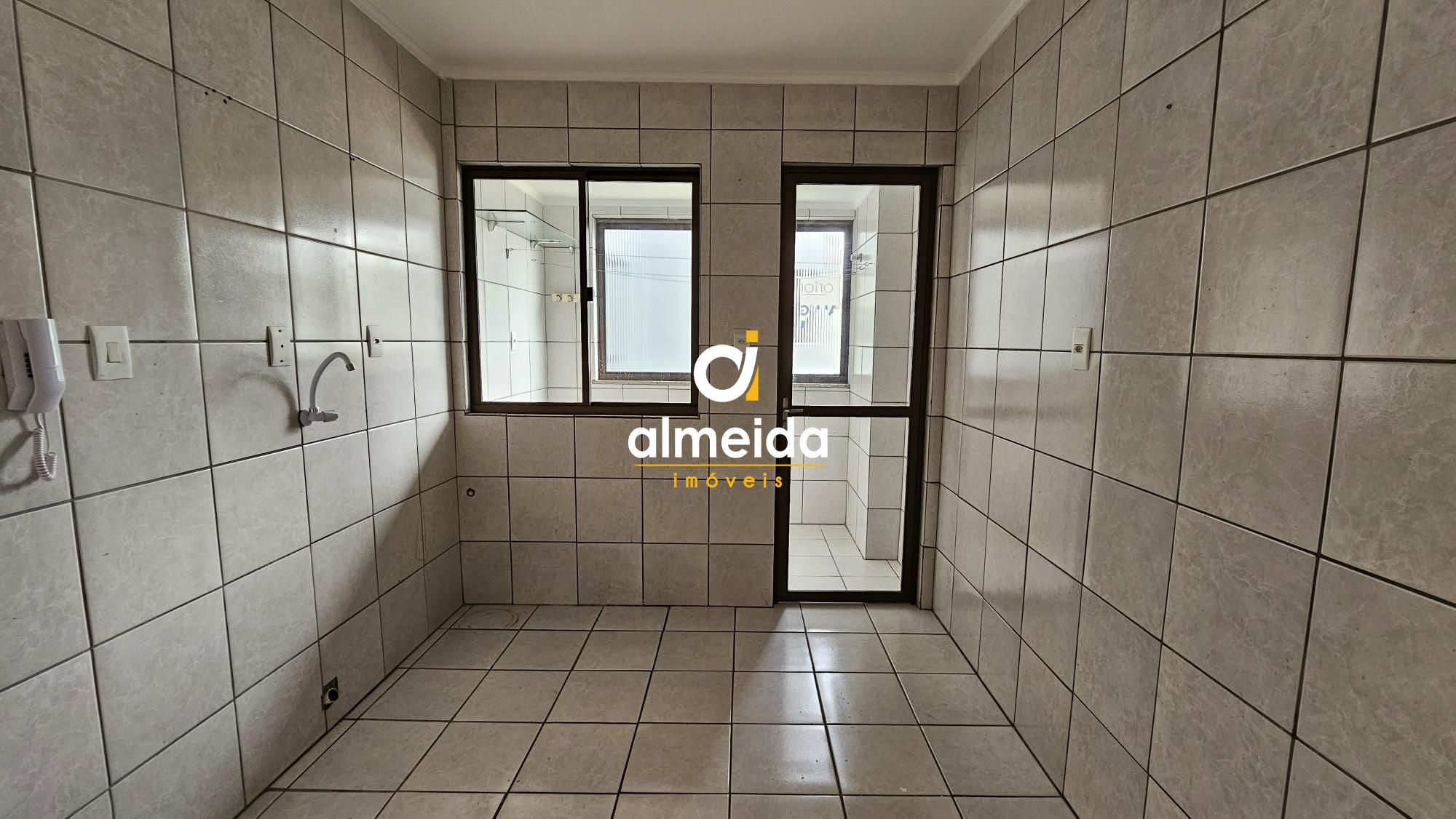 Apartamento à venda com 2 quartos, 79m² - Foto 14