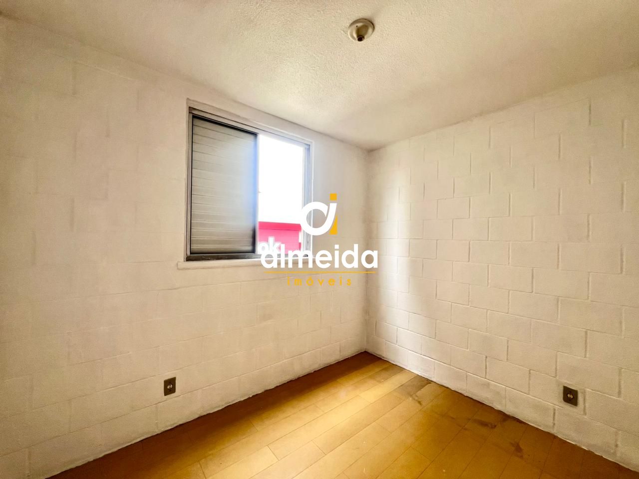 Apartamento com 2 Dormitórios para alugar, 44 m² por R$ 900,00 Apartamento com 2 Dormitórios para alugar, 44 m² por R$ 900,00