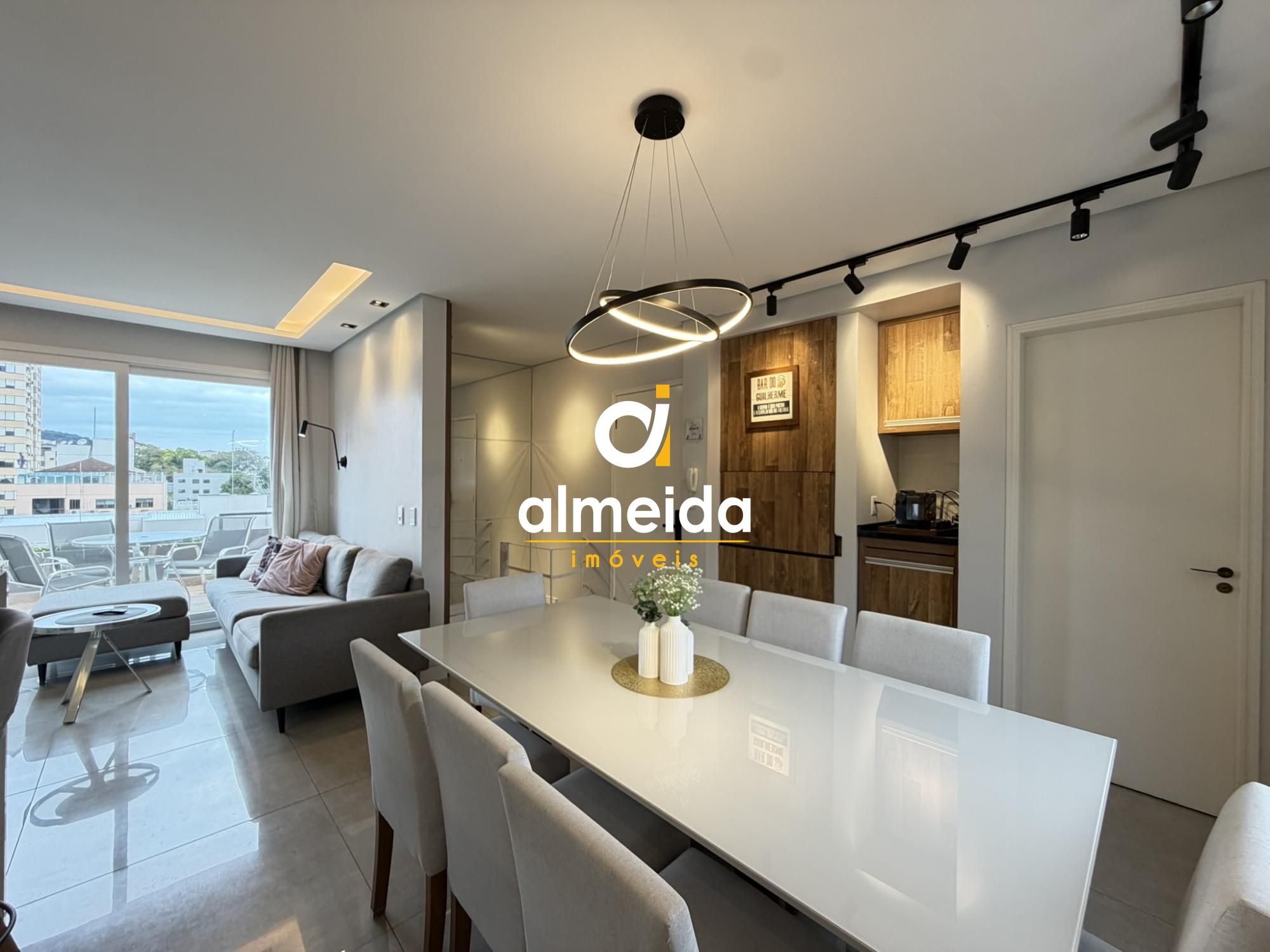 Apartamento duplex 3 quartos no centro de santa maria próxim